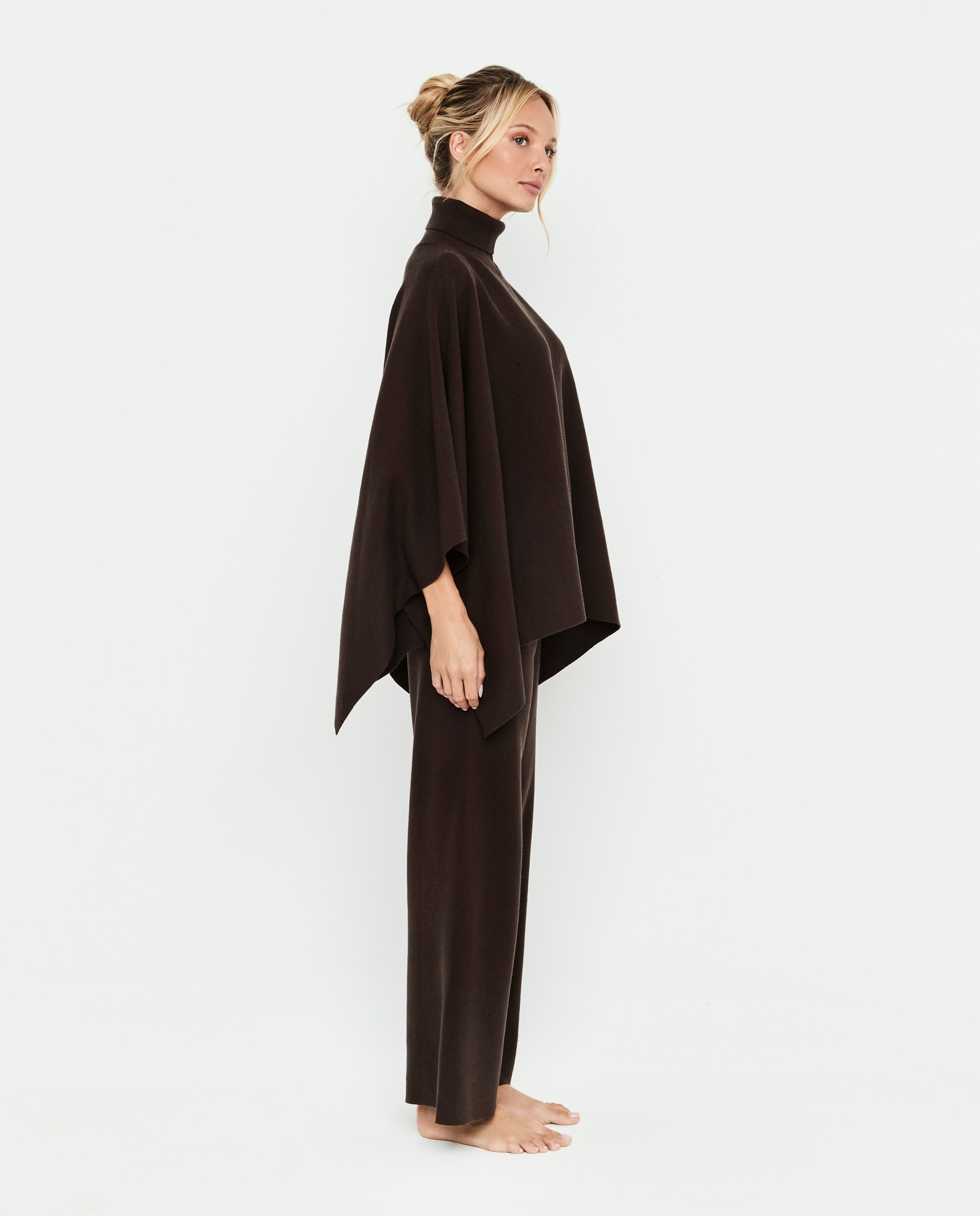 Chaqueta de mujer de punto, dos piezas, poncho cuello alto - Selmark - Marrón oscuro Marrón oscuro-4