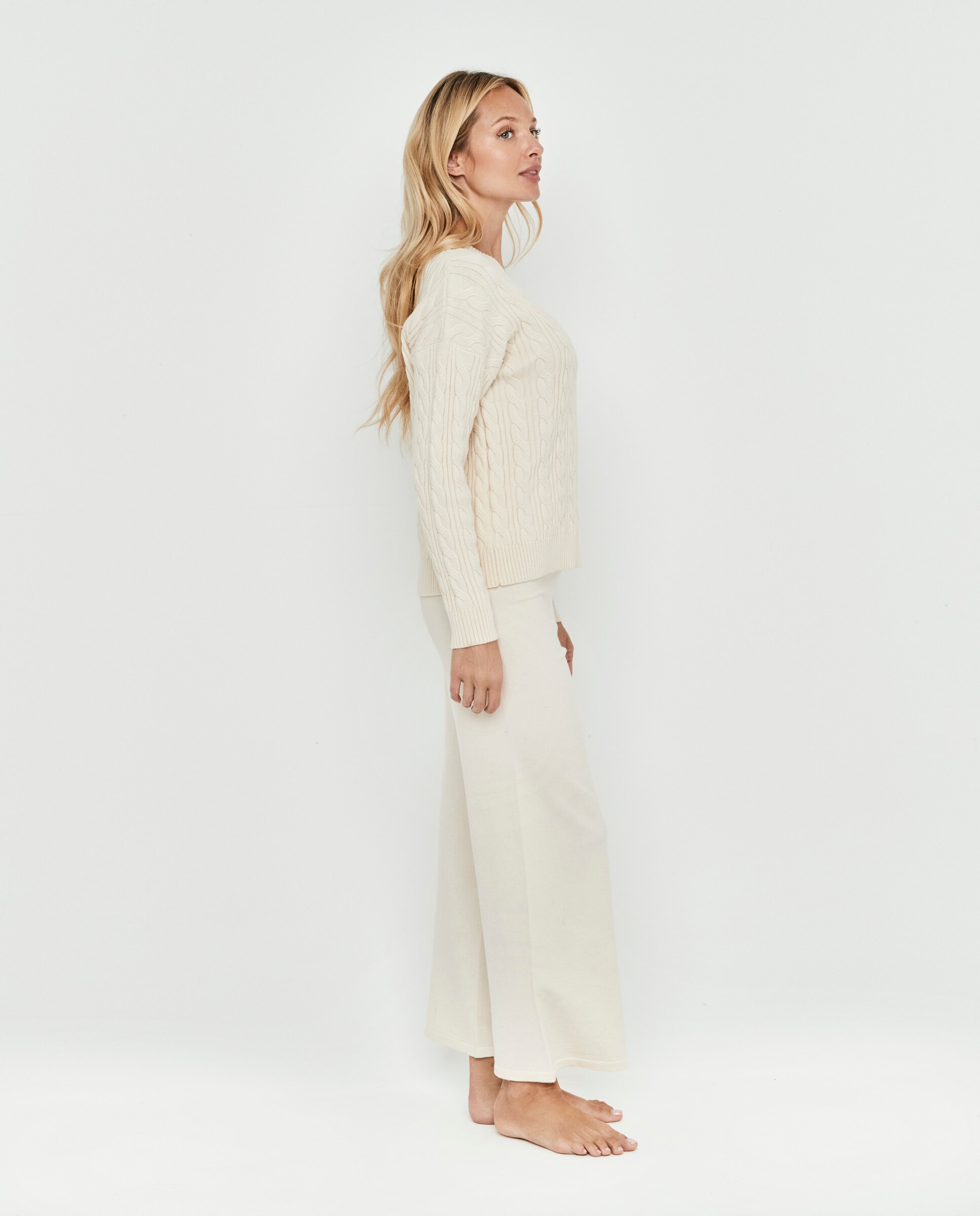 Sudadera de punto de mujer, cuello pico - Selmark - Crema Crema-4
