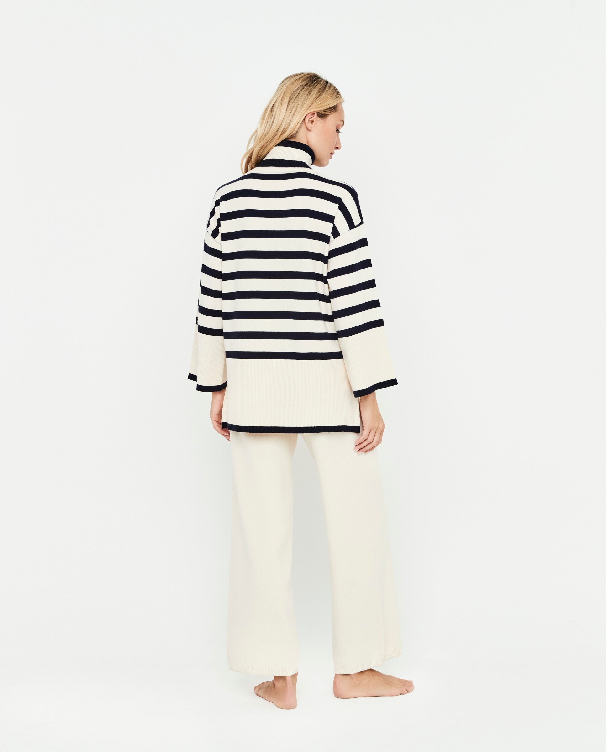 Sudadera de mujer de punto, dos piezas, cuello alto - Selmark - Crema Crema-2