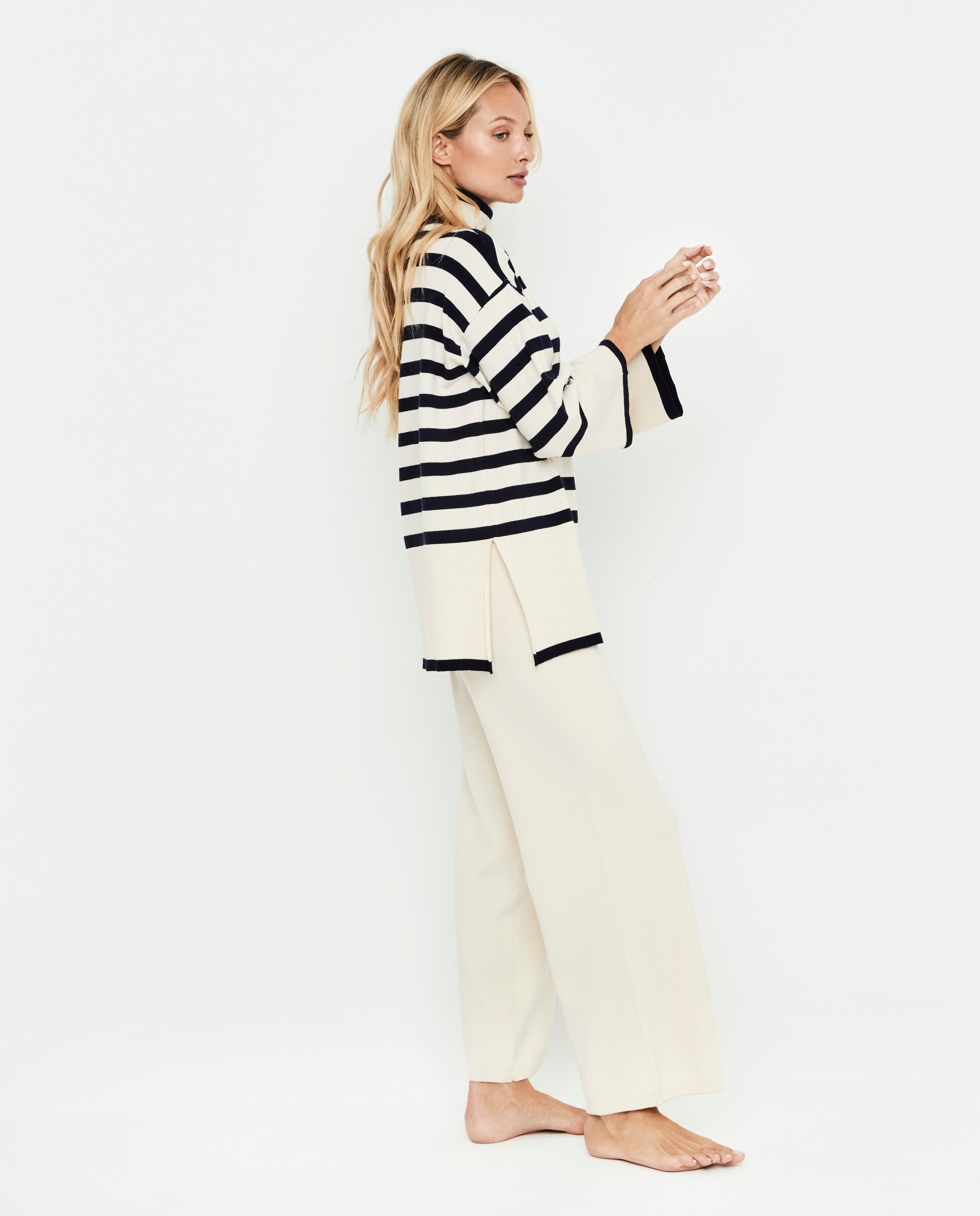 Sudadera de mujer de punto, dos piezas, cuello alto - Selmark - Crema Crema-4