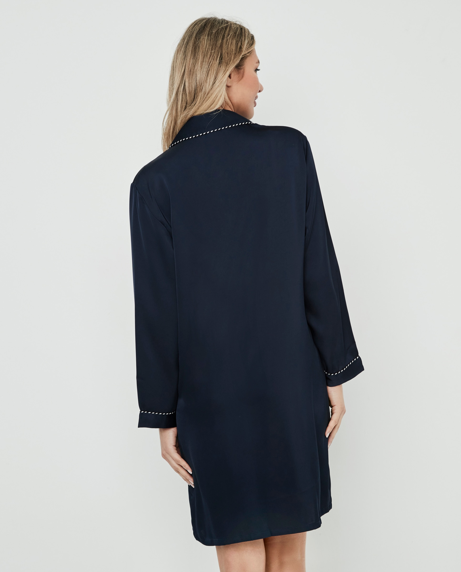 Camisón camisero satinado de mujer con cierre delantero de botones - Selmark - Azul marino Azul marino-2