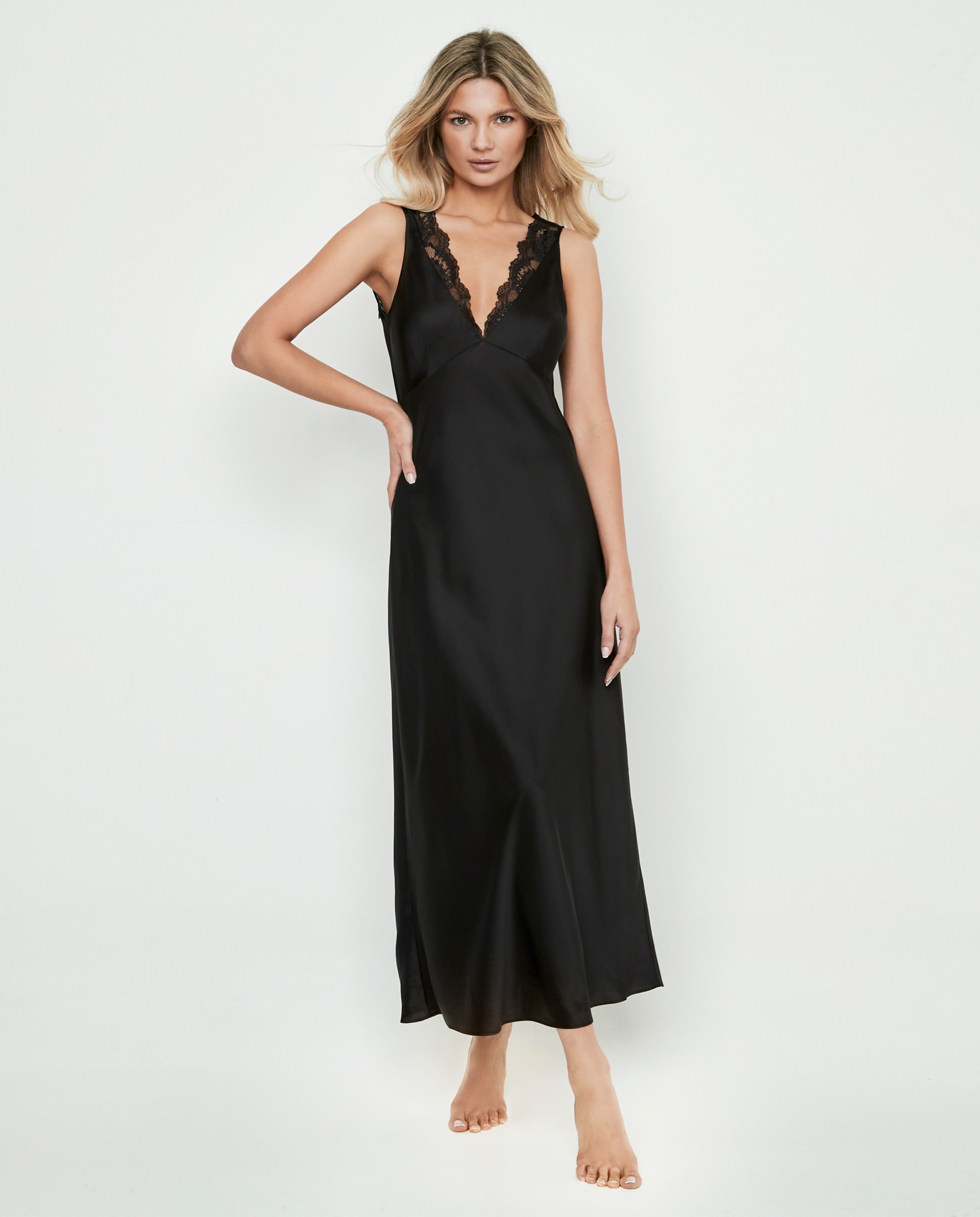 Imagen 1 de Camison lencero de mujer, largo, con detalle bordado - Selmark - Negro Negro