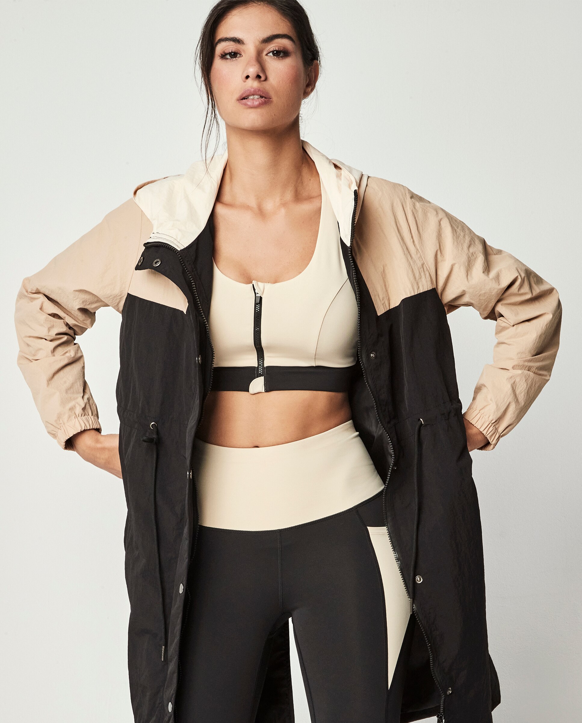 Chaqueta cortavientos by Pilar Rubio - Selmark - Negro Negro-3