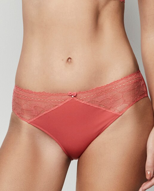Imagen 0 de Braga de bikini clásica con blonda y goma elástica que no marca