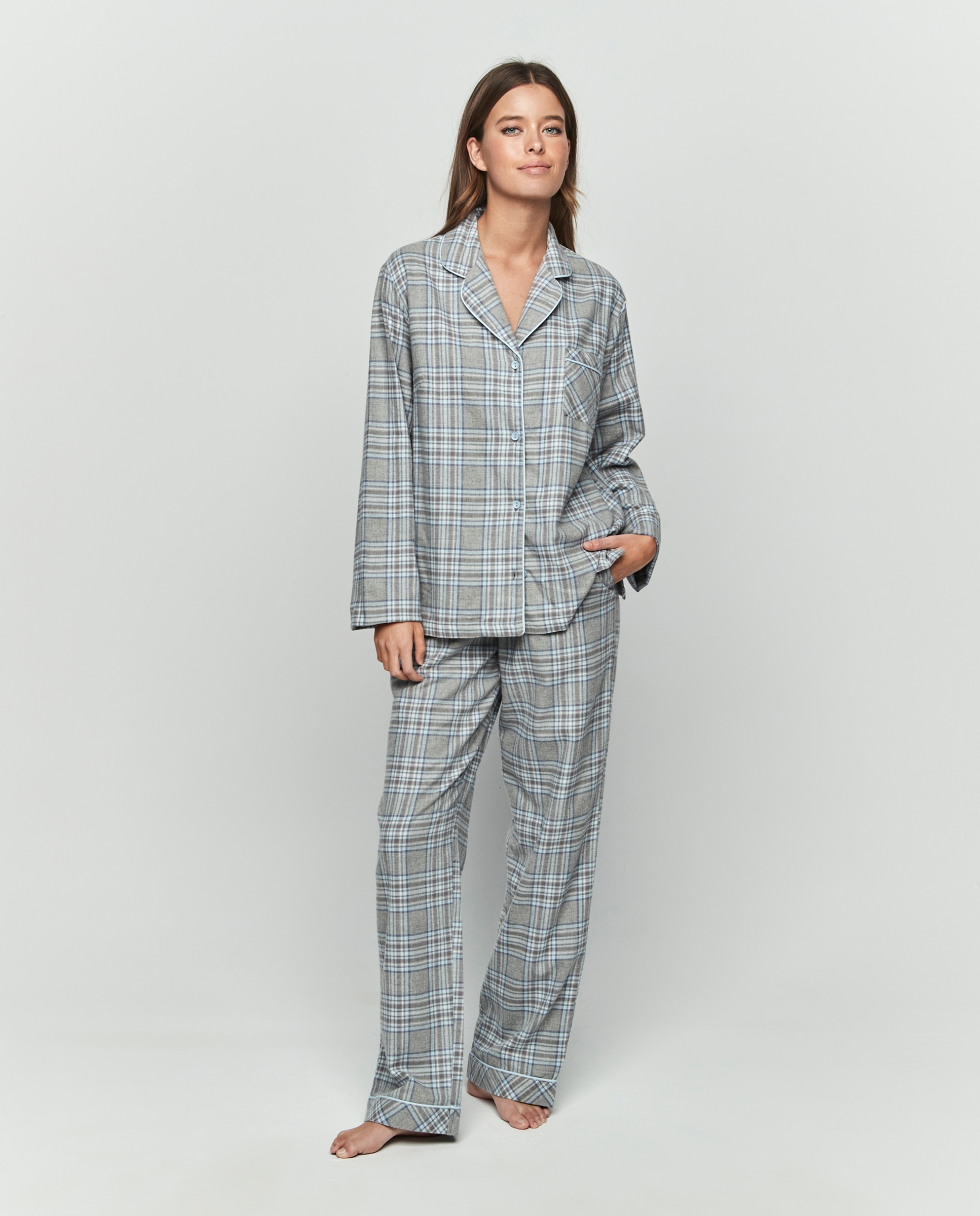 Pijama de mujer estilo camisero con pantalón largo