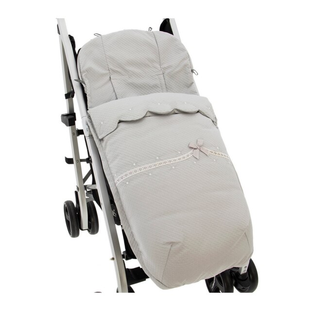 Gruñón omitir levantar Saco Silla o funda de paseo de verano univiersal Rosy Fuentes en color gris · El Corte Inglés Gruñón omitir levantar Saco Silla o funda de paseo de verano univiersal Rosy Fuentes en color gris · El Corte Inglés