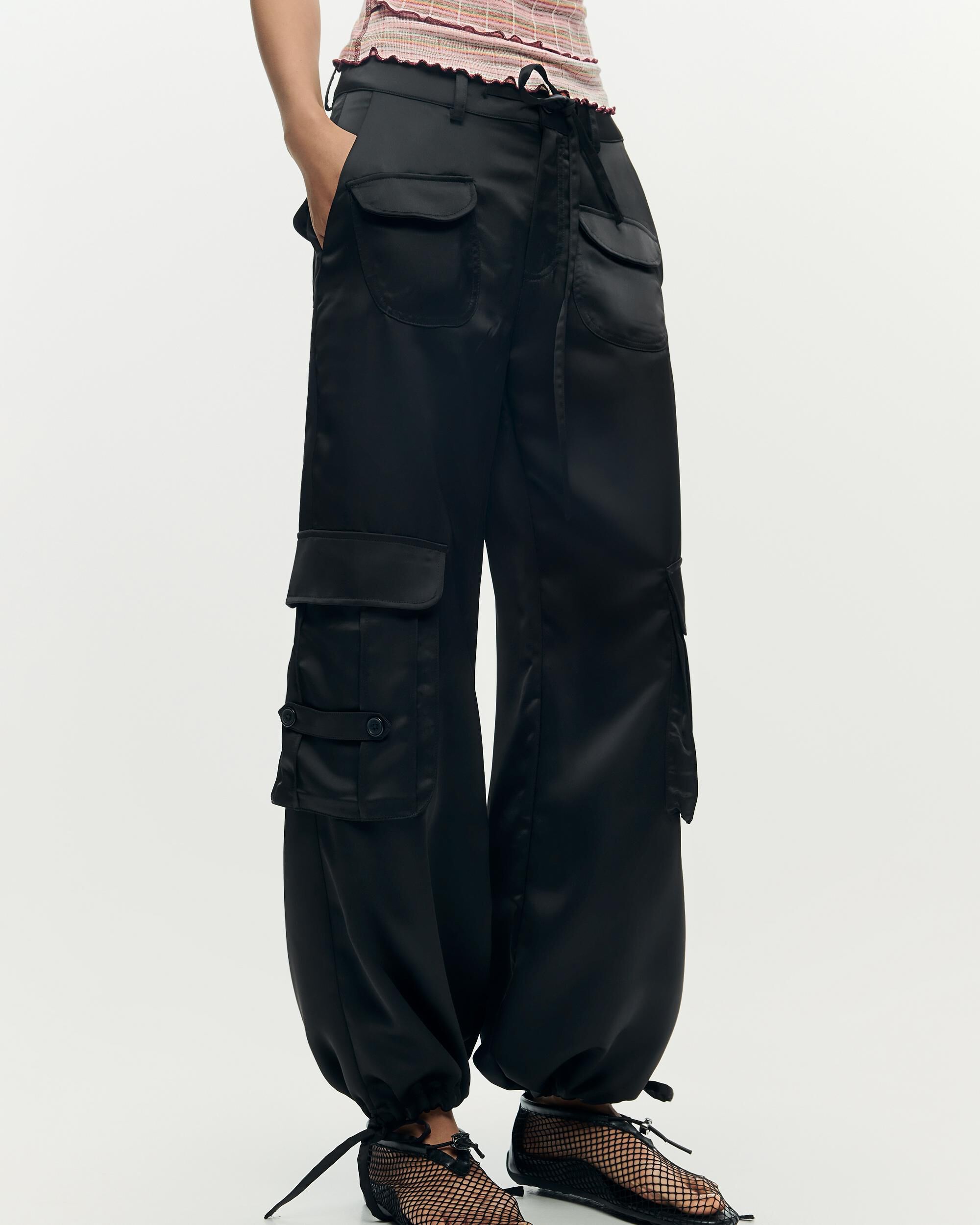 Pantalón de mujer cargo satinado - Desigual - Negro Negro-2