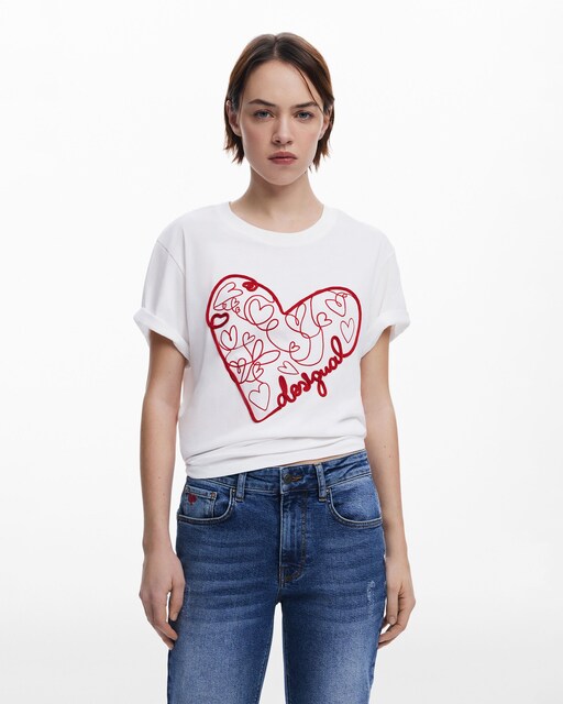 Imagen 0 de Camiseta de mujer cordón y corazones
