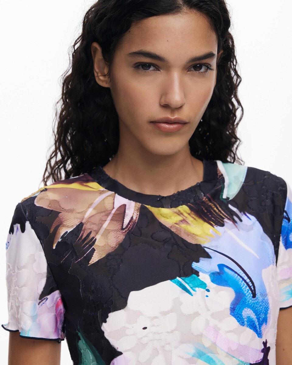 Camiseta de mujer flores textura · Desigual · El Corte Inglés