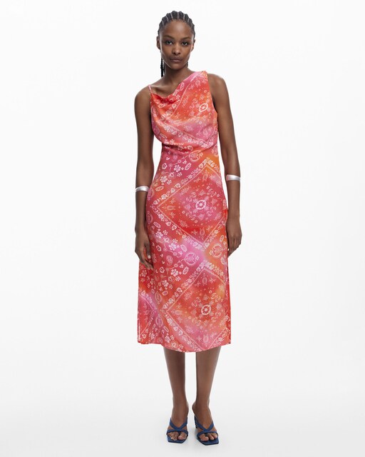 Imagen 0 de Vestido asimétrico con estampado bandana