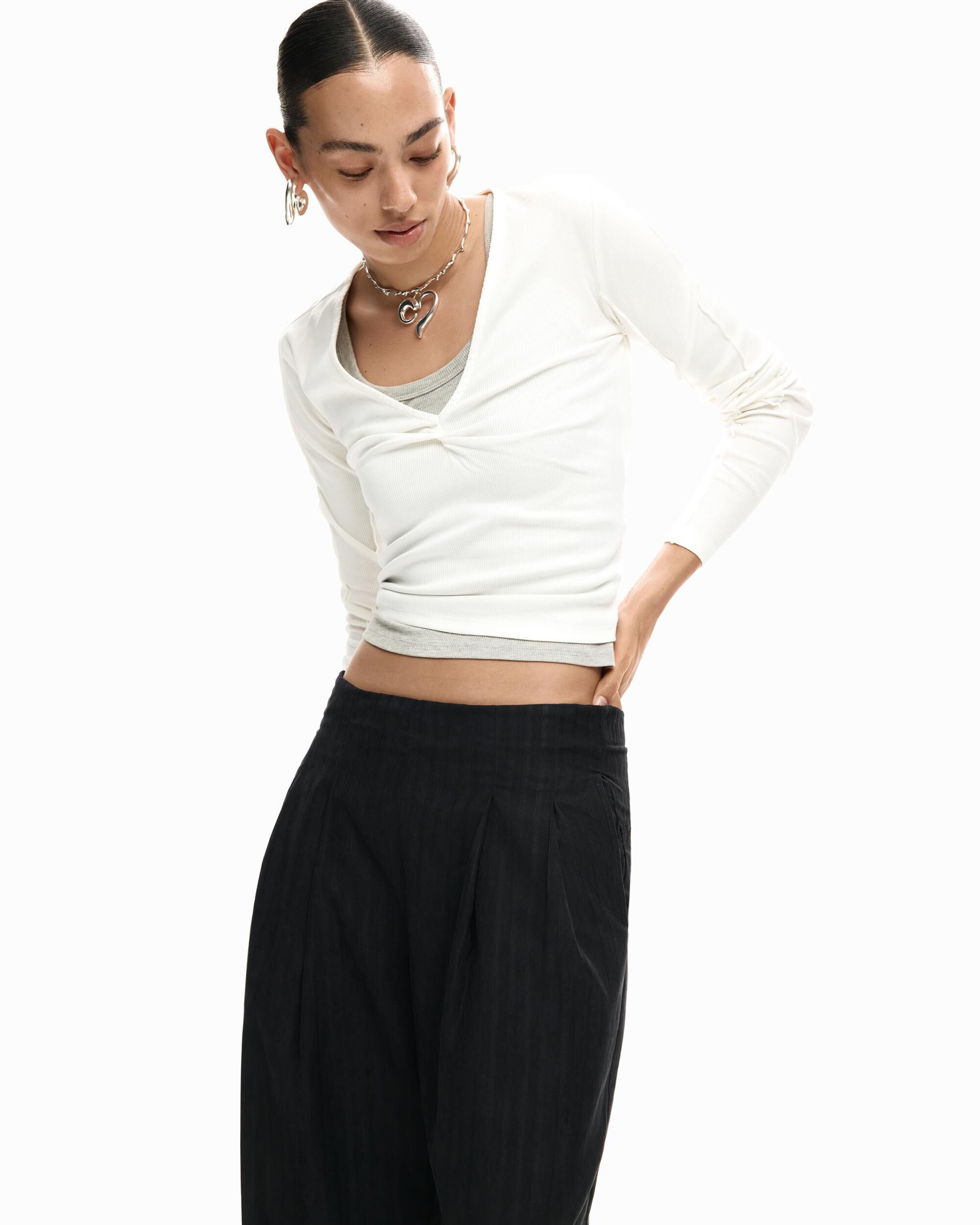 Pantalón de mujer largo pinzas - Desigual - Negro Negro-4