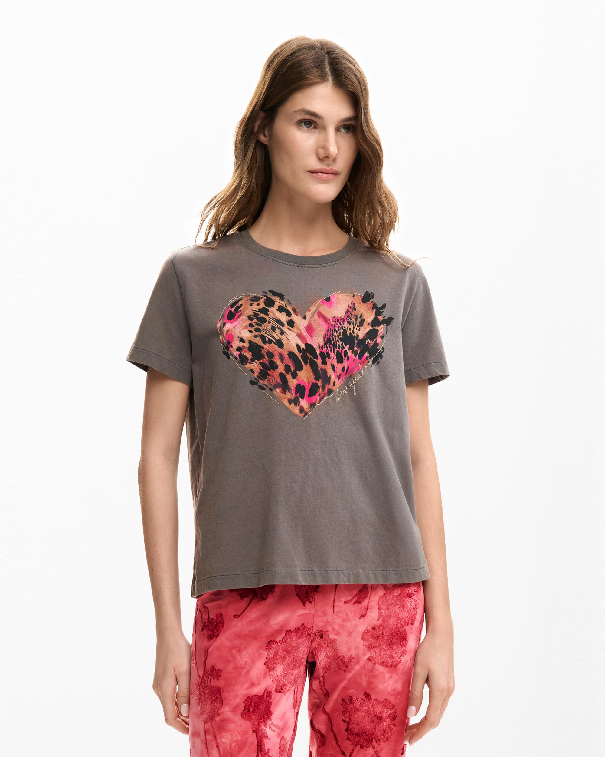 Desigual - Camiseta de mujer corazón tigre.