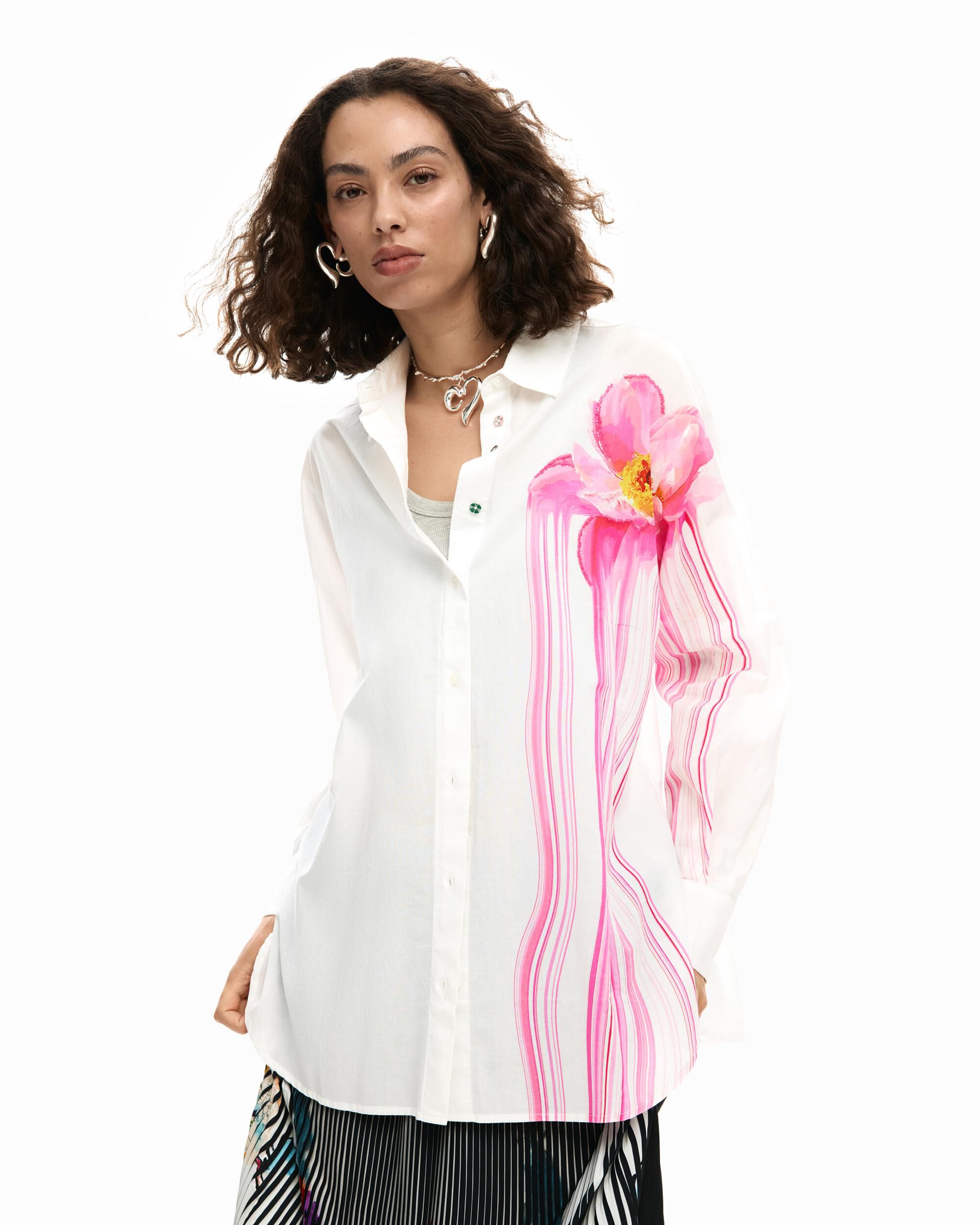 Desigual - Camisa de mujer flor gloss.