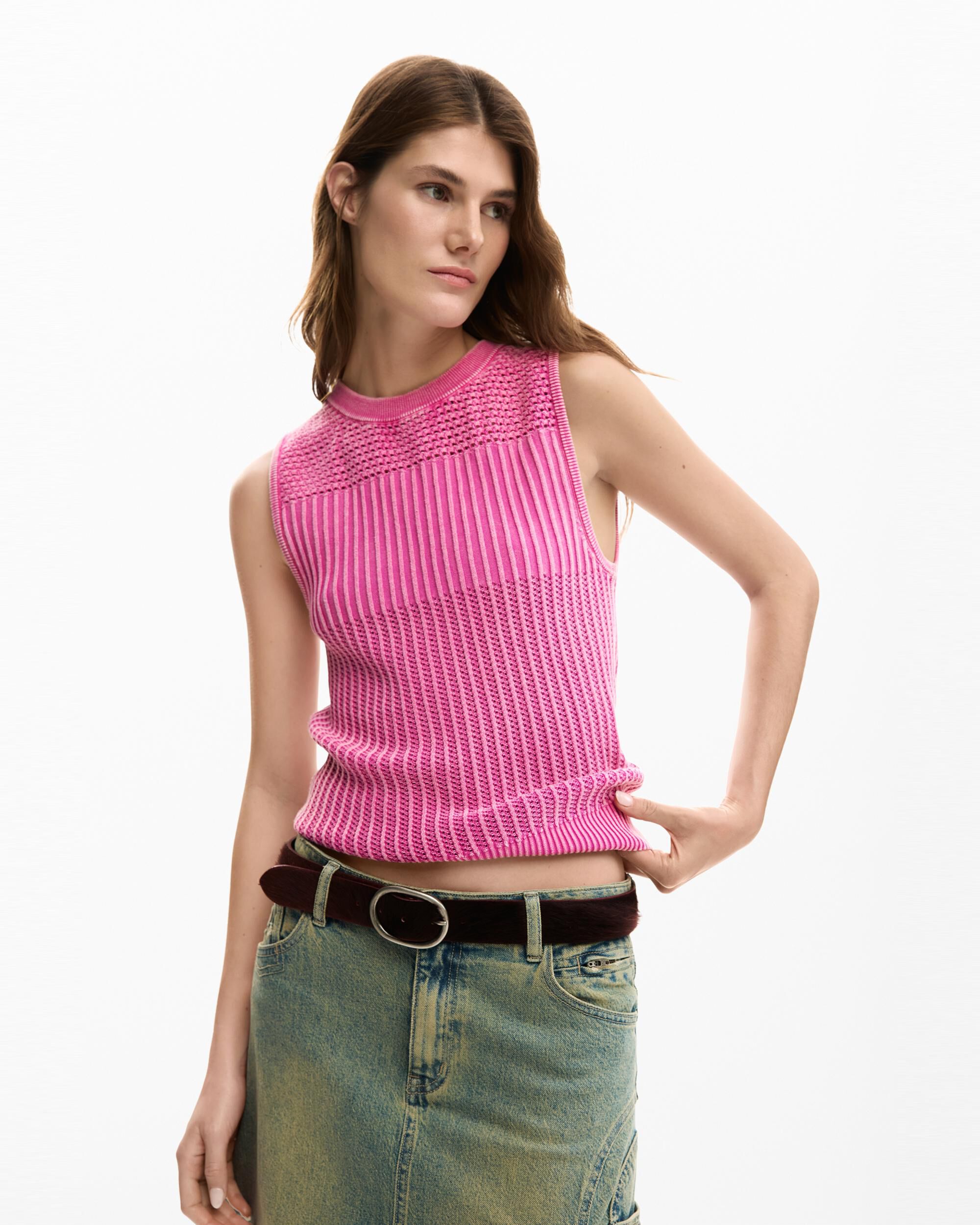 Desigual - Camiseta de mujer crochet bordados.