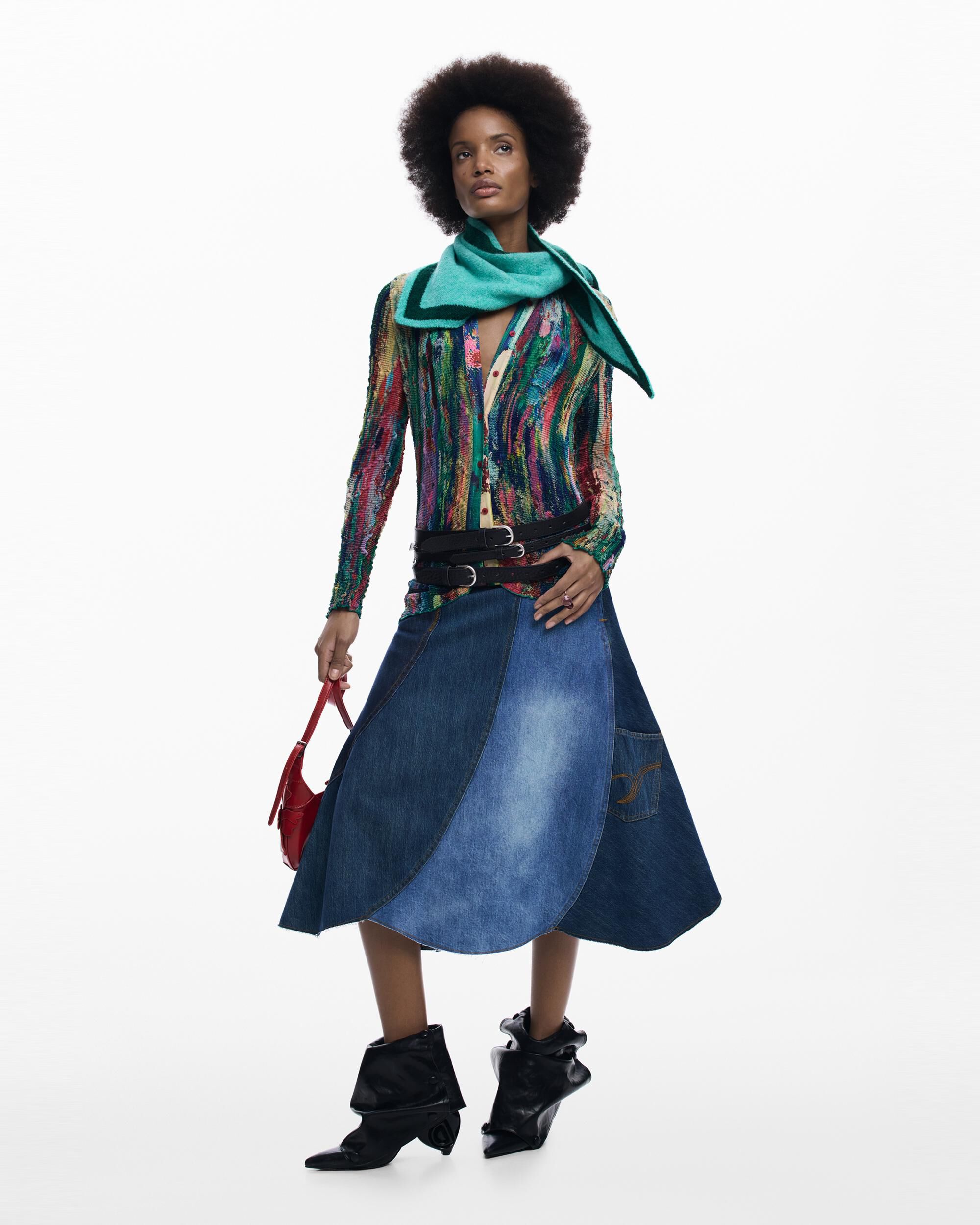 Desigual - Falda denim patch.