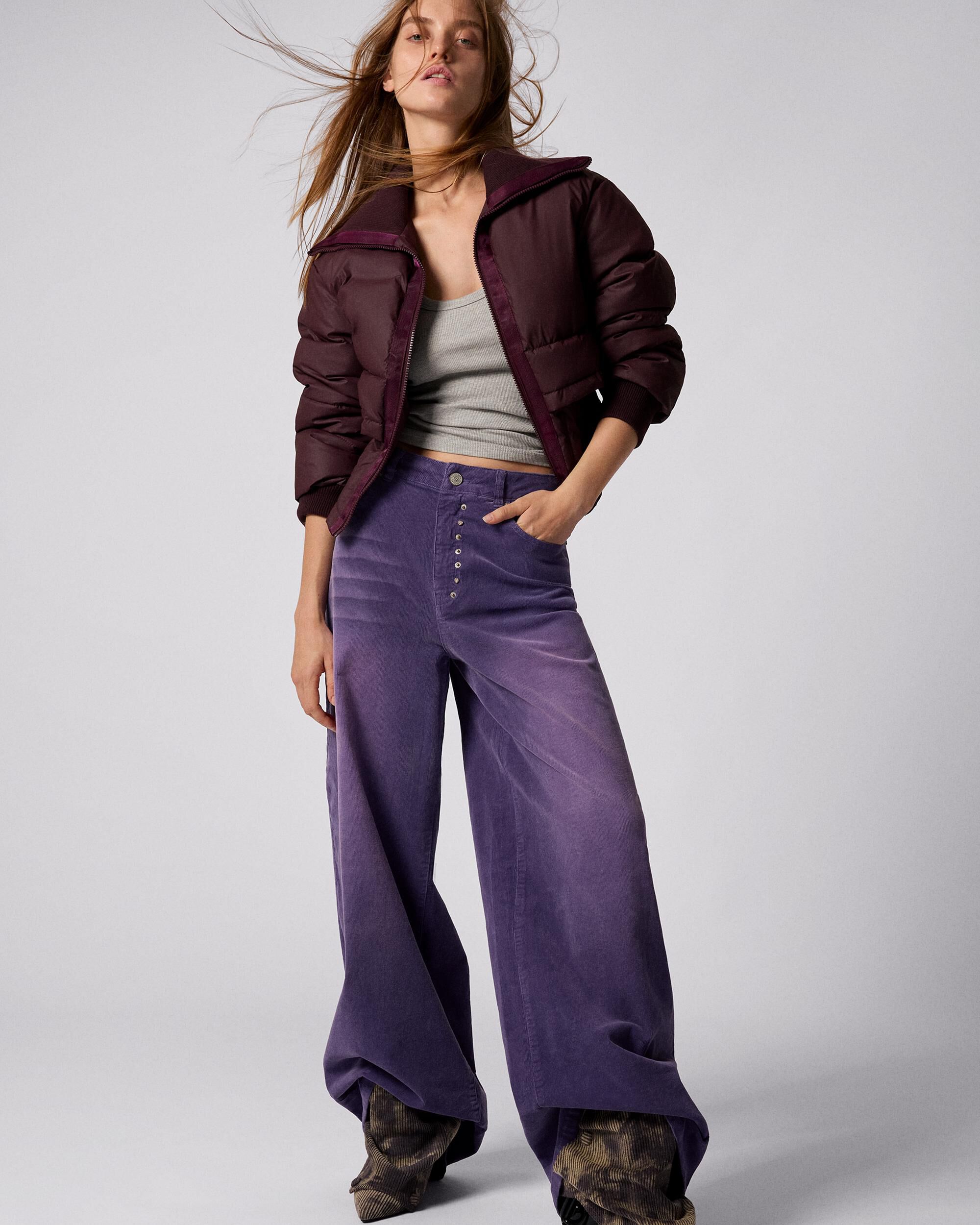 Desigual - Pantalón de mujer largo pana.