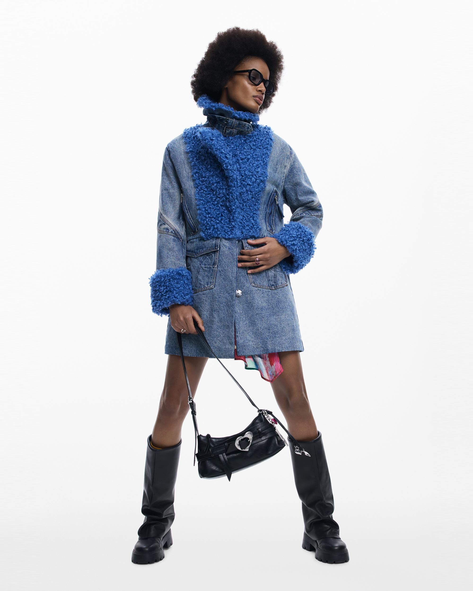 Desigual - Abrigo de mujer híbrido denim pelo.
