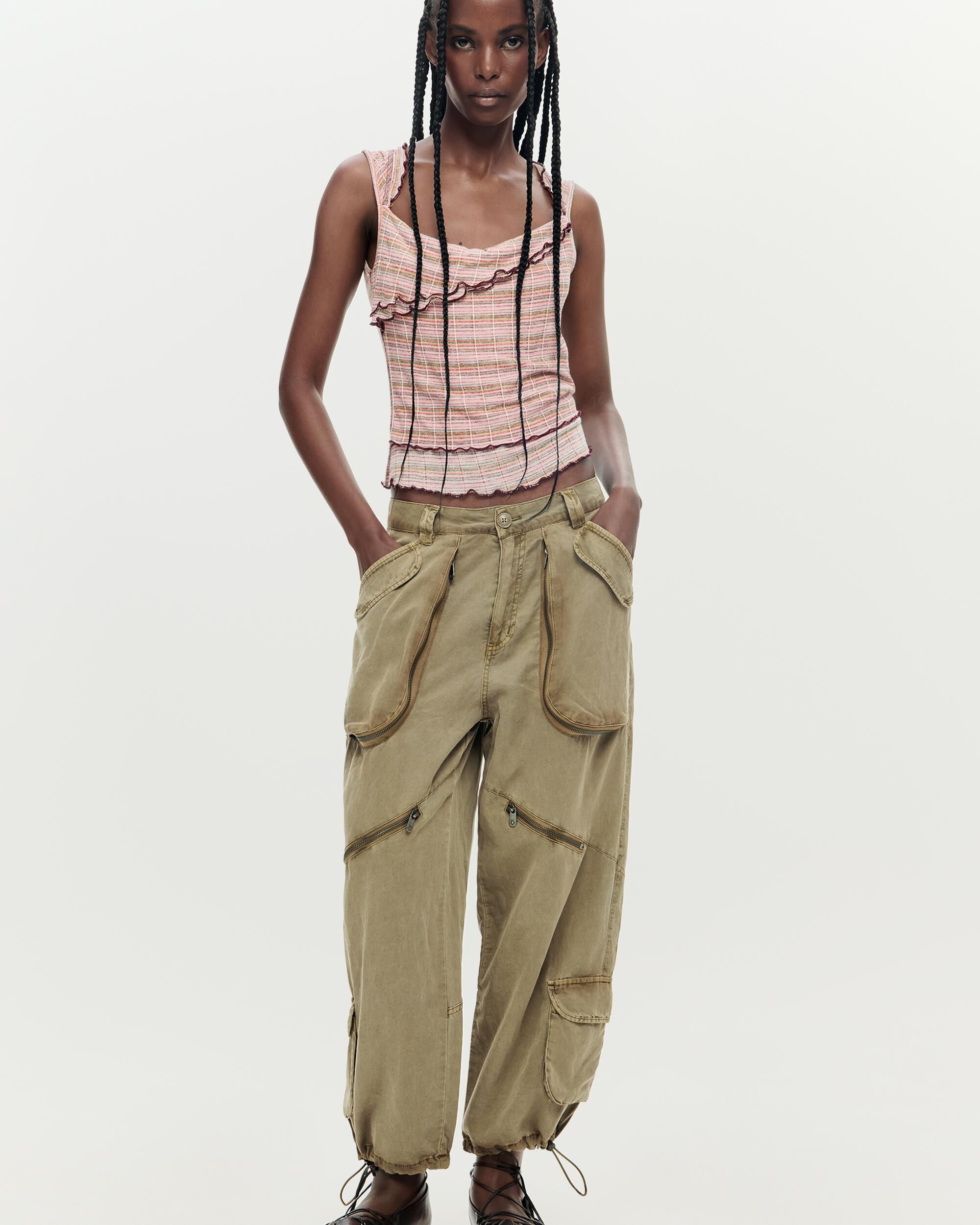 Desigual - Pantalón jogger de mujer capri degradado.