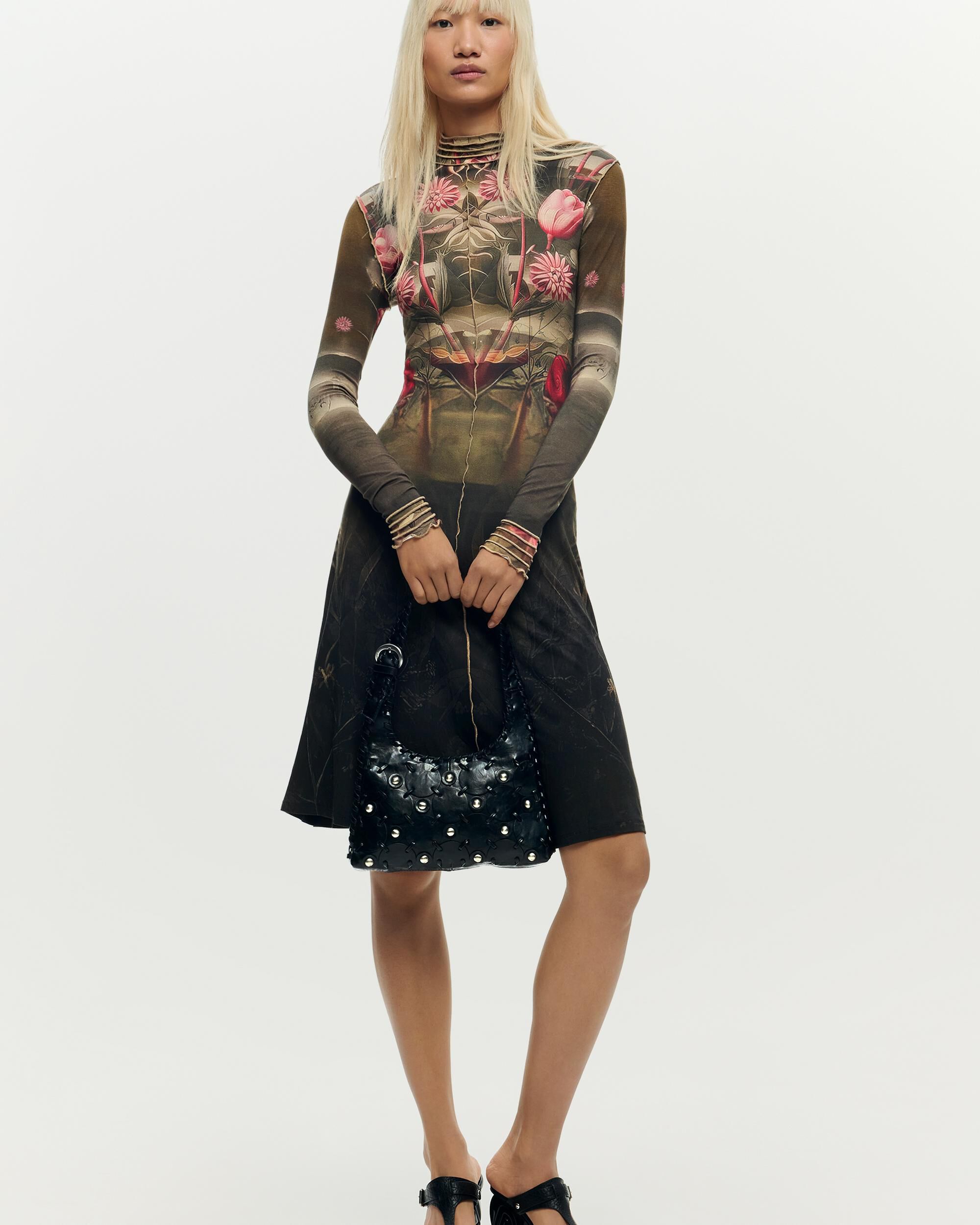 Imagen 0 de Vestido espejo paisaje Negro