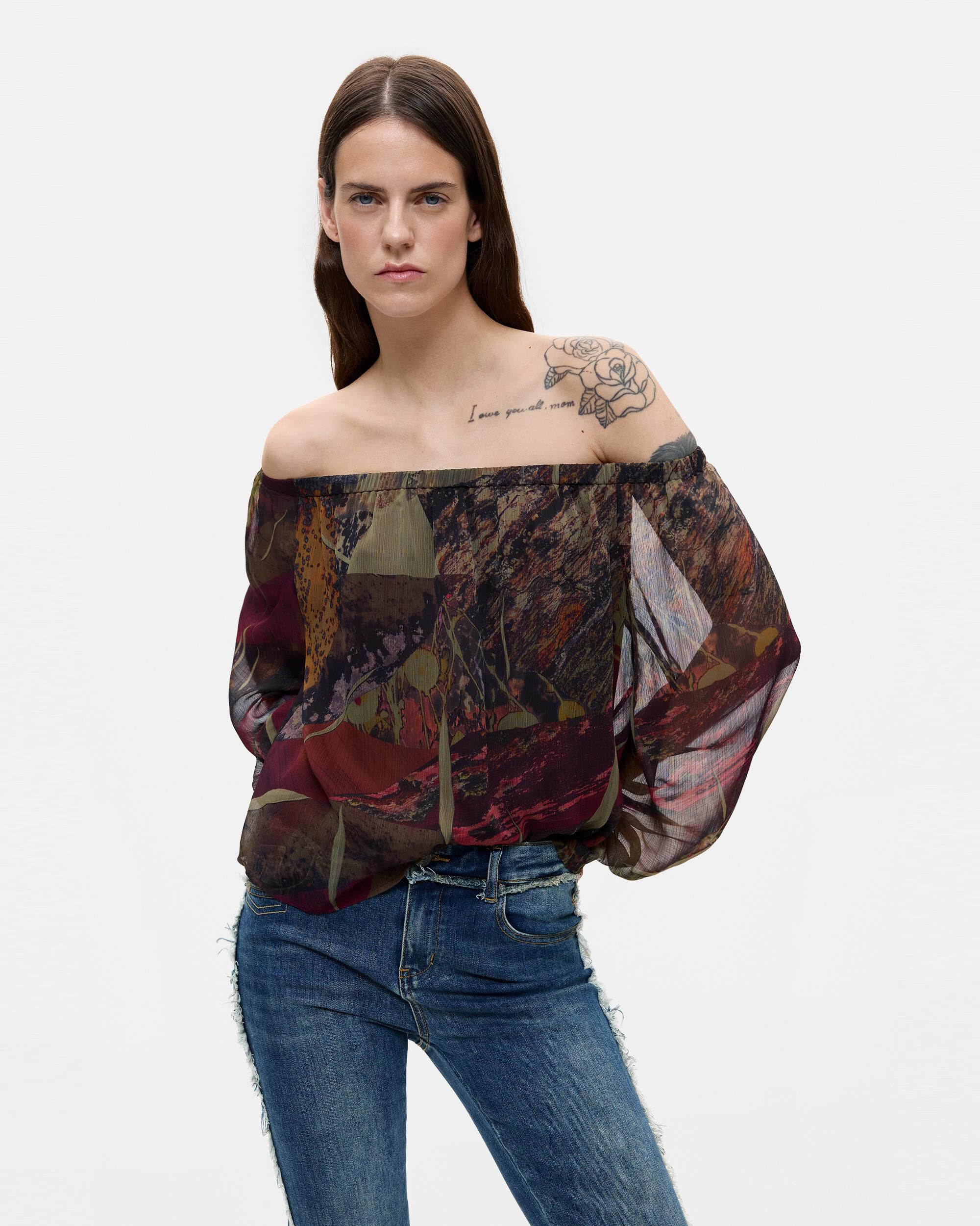 Desigual - Blusa de mujer estampada manga larga.
