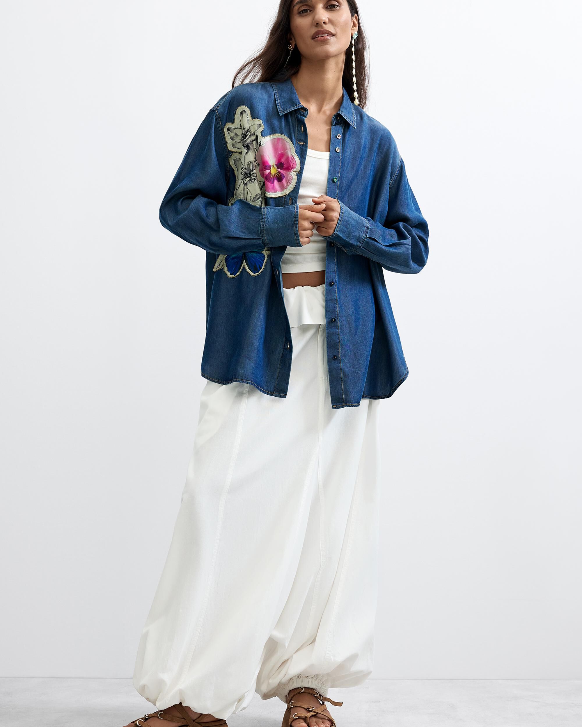 Camisa de mujer bordada flores - Desigual - Rosa Rosa-2