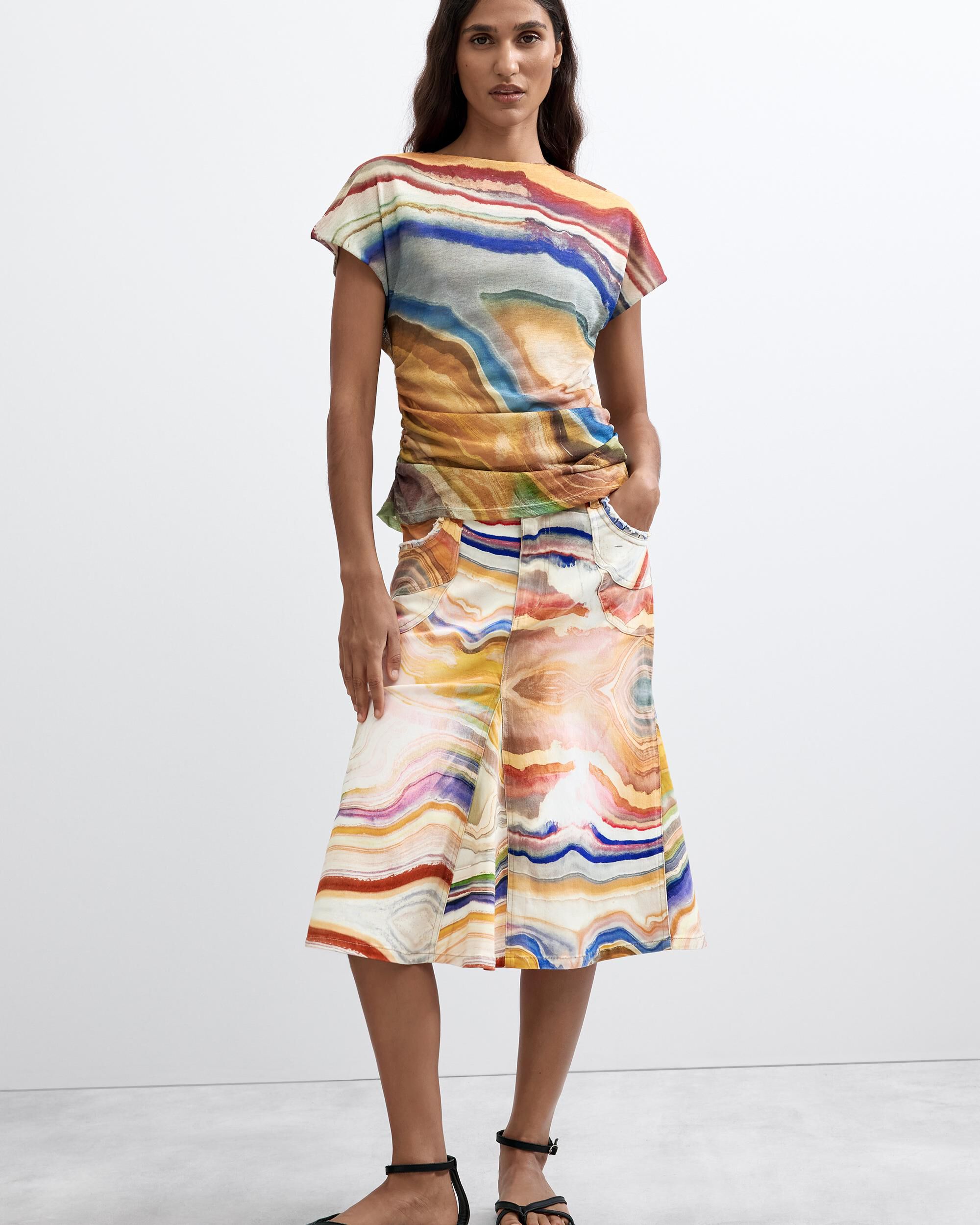 Camiseta de mujer estampada - Desigual - Multicolor Multicolor-2