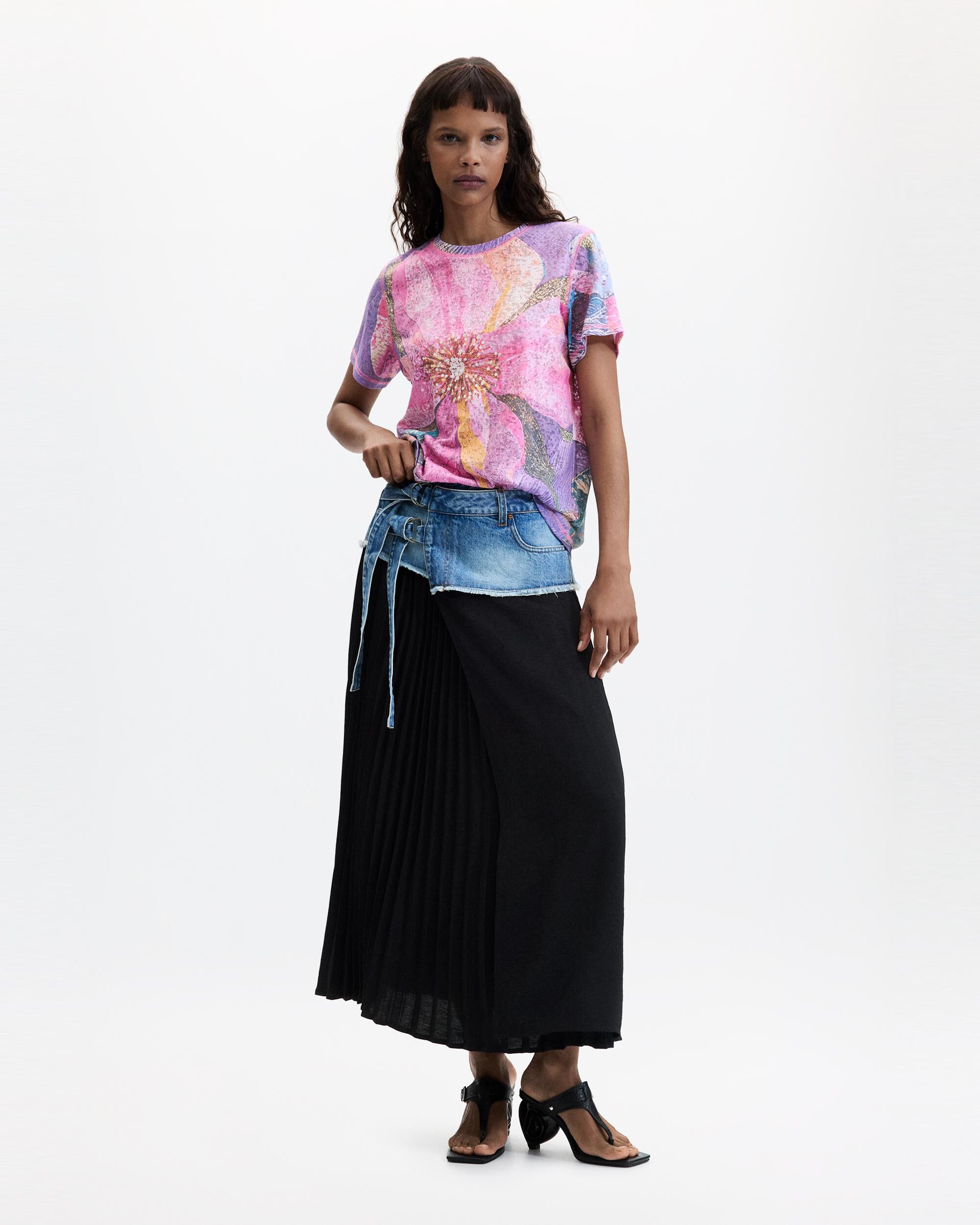 Camiseta de mujer estampada flores - Desigual - Rosa Rosa-2