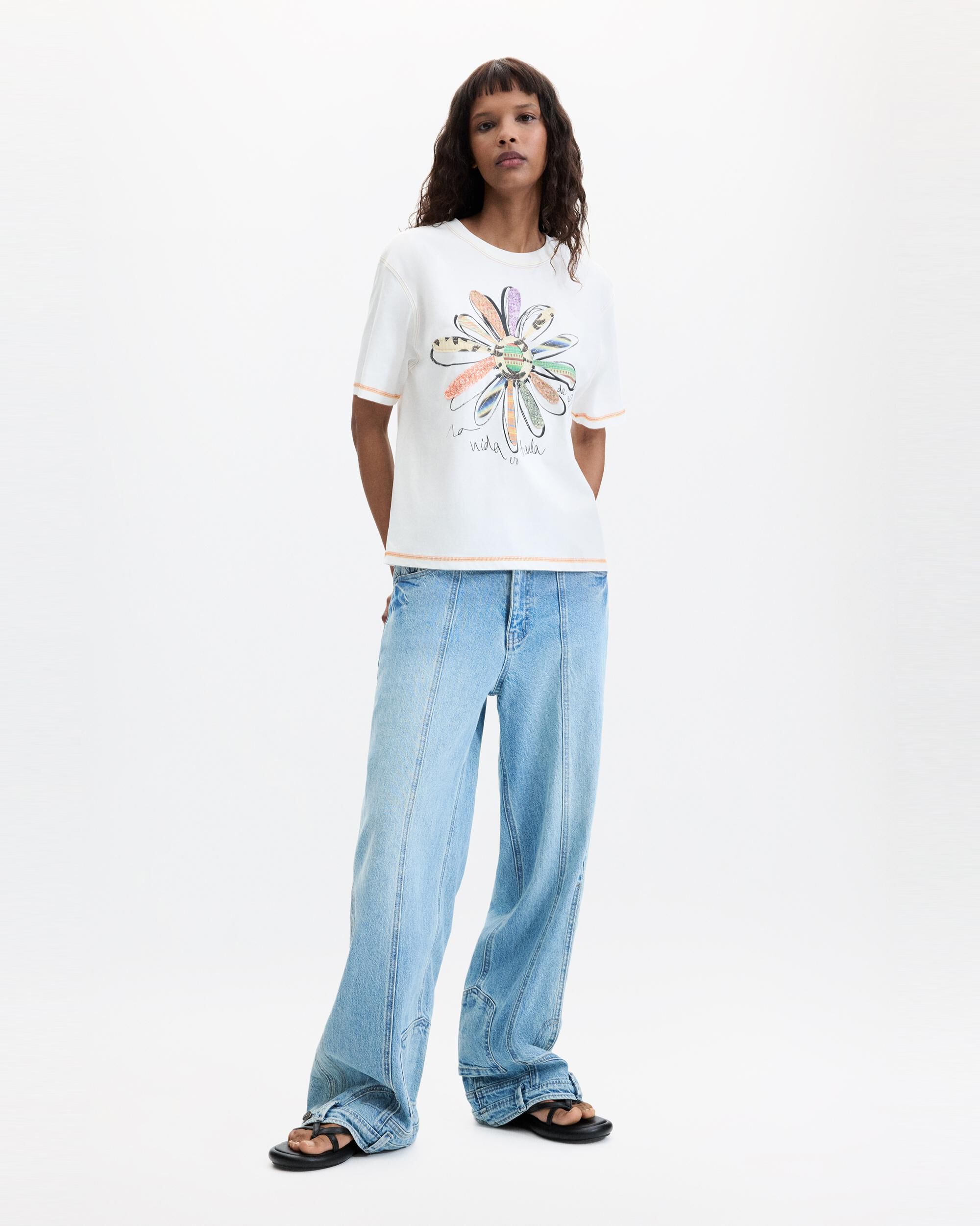 Camiseta de mujer estampado floral 100% algodón - Desigual - Blanco Blanco-2