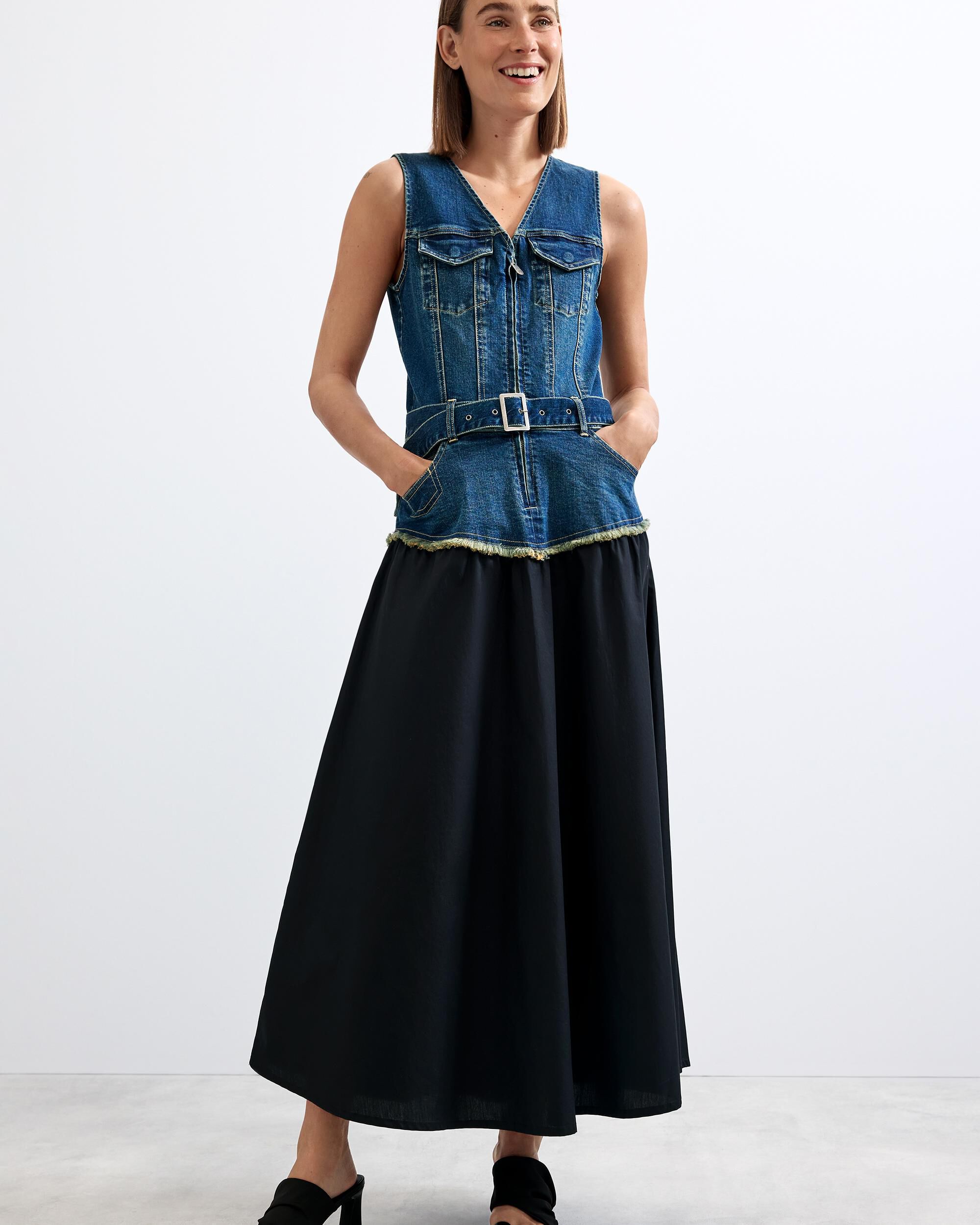 Desigual - Vestido denim sin mangas.