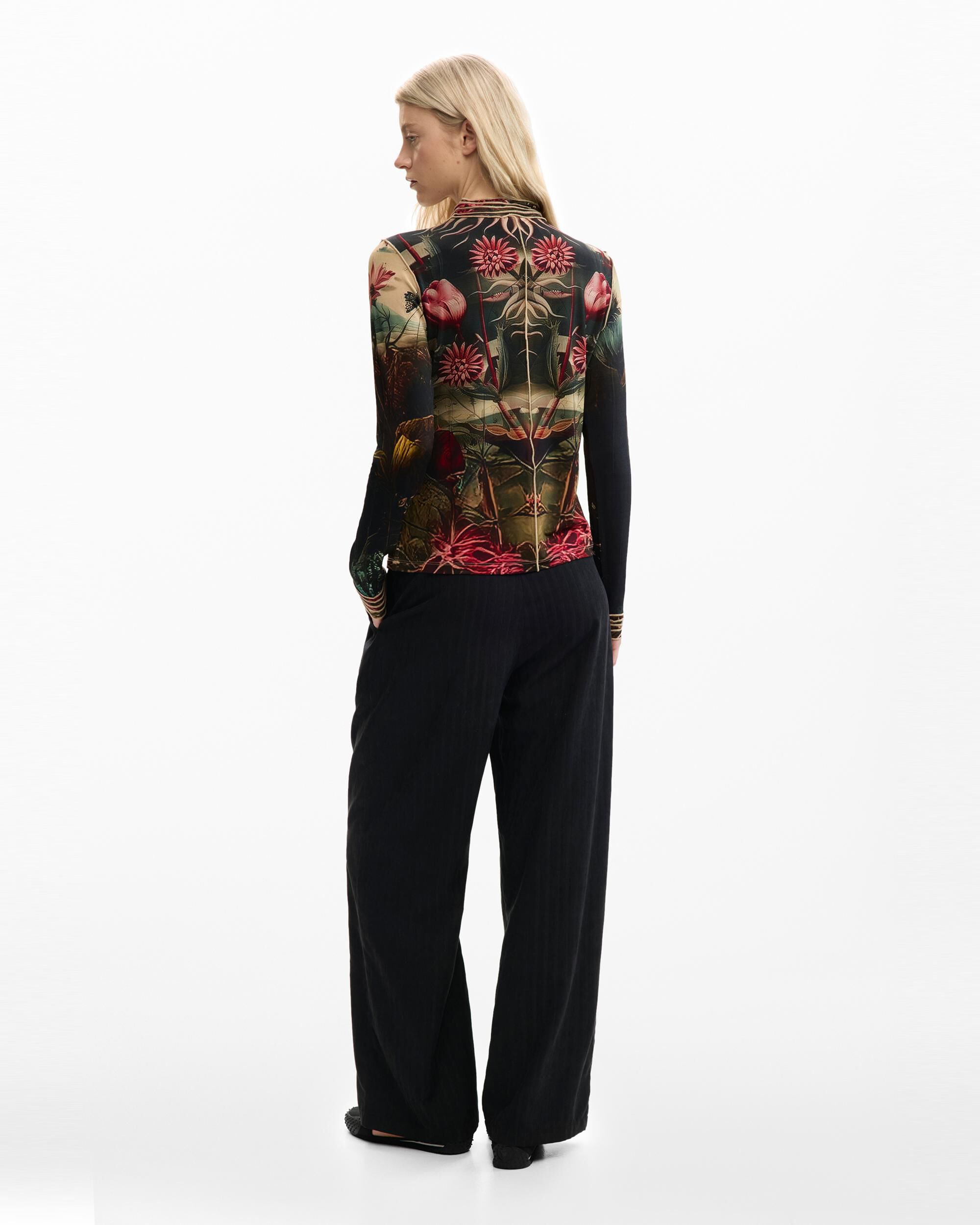 Camiseta de mujer cuello alto estampada - Desigual - Negro Negro-3