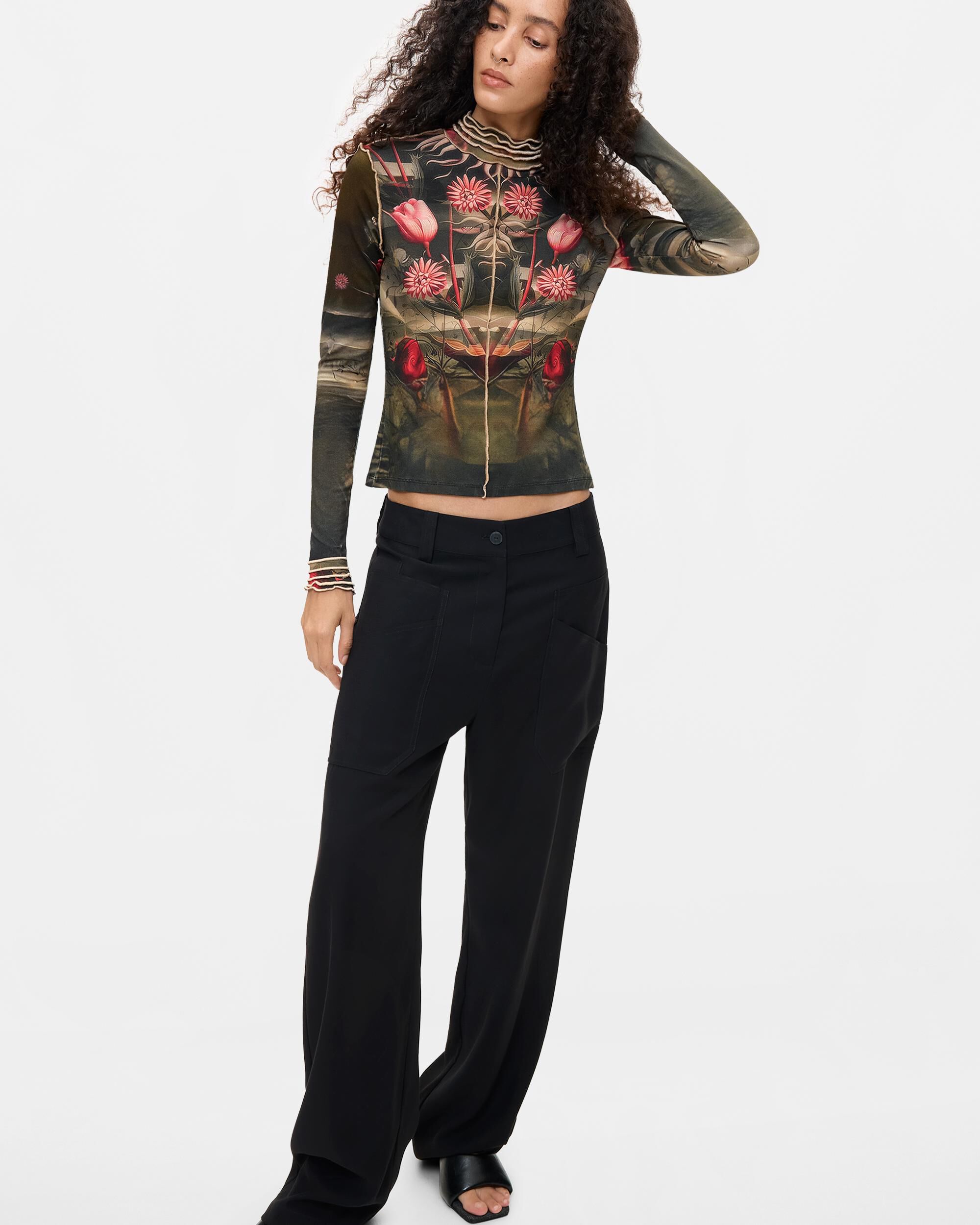 Camiseta de mujer estampada cuello alto - Desigual - Morado Morado-2