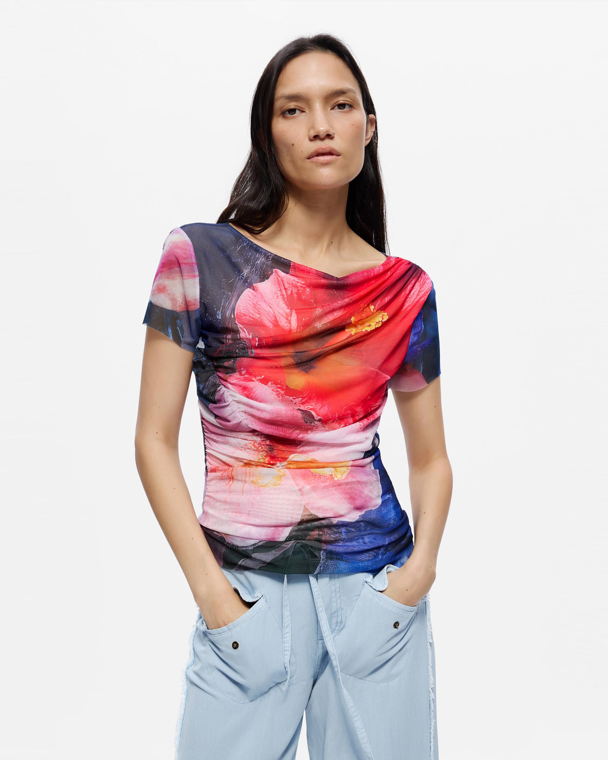 Desigual - Camiseta de mujer estampada manga corta.
