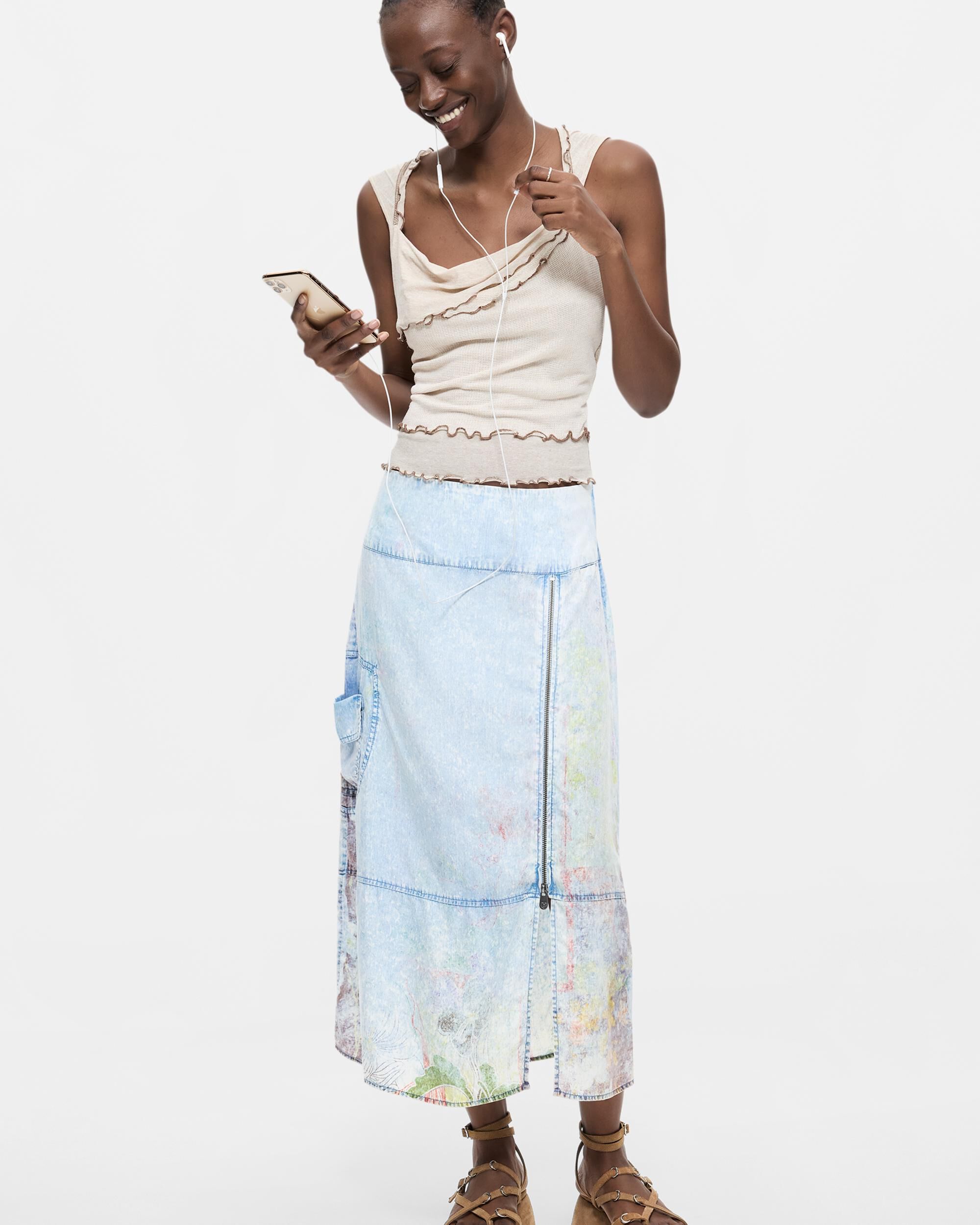Desigual - Falda denim midi.