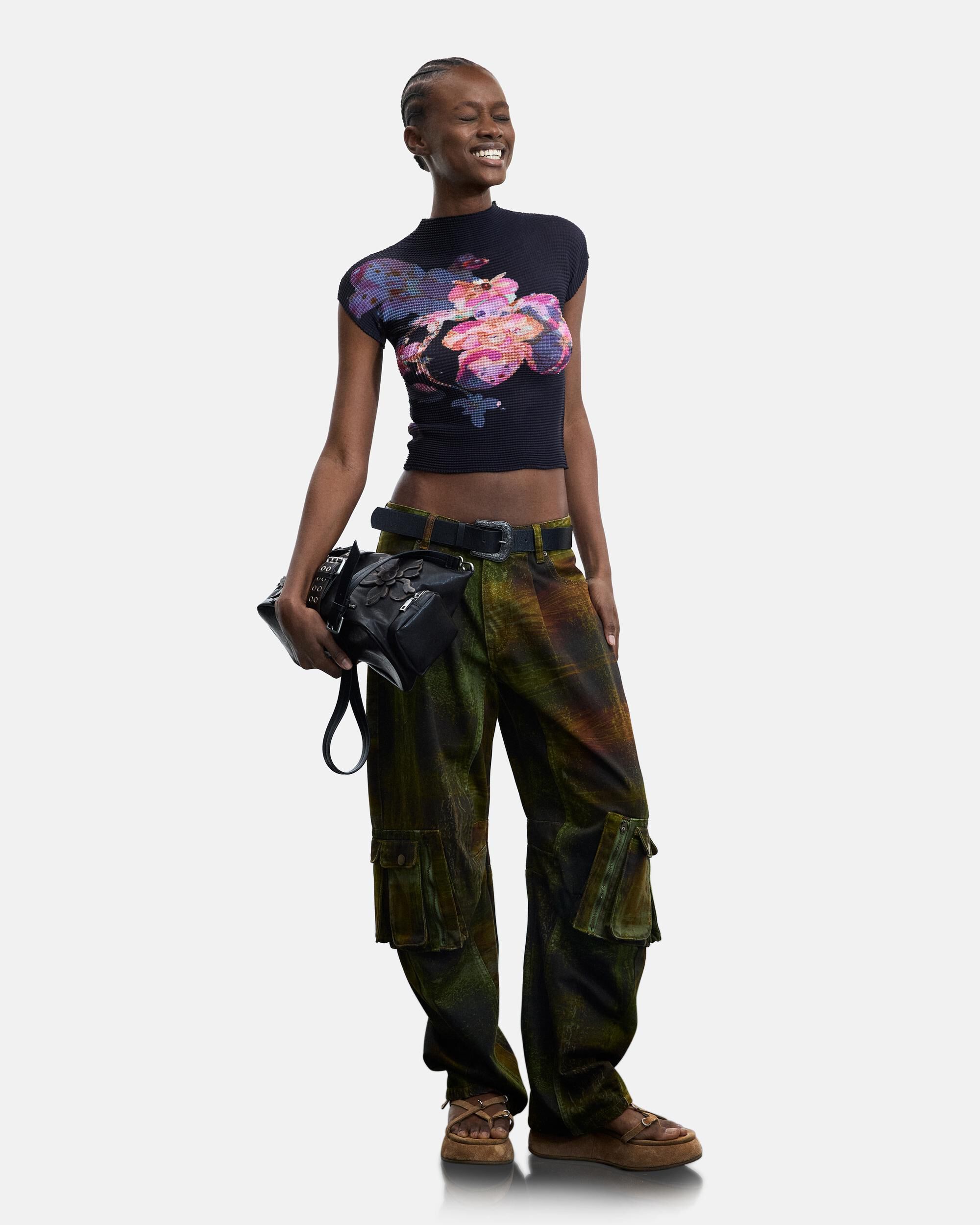 Blusa de mujer manga corta estampada - Desigual - Negro Negro-2