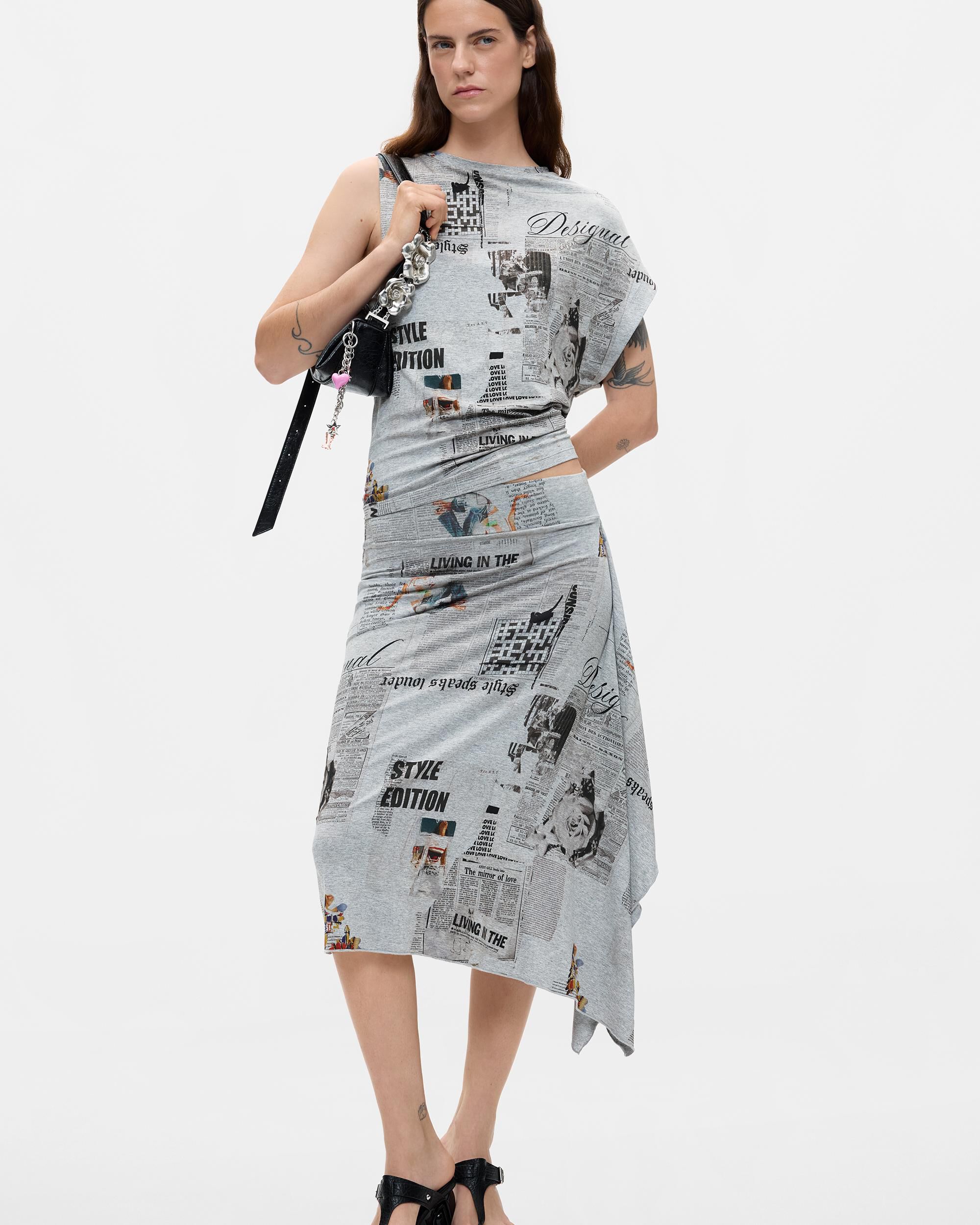 Camiseta de mujer estampada 100% algodón - Desigual - Negro Negro-2
