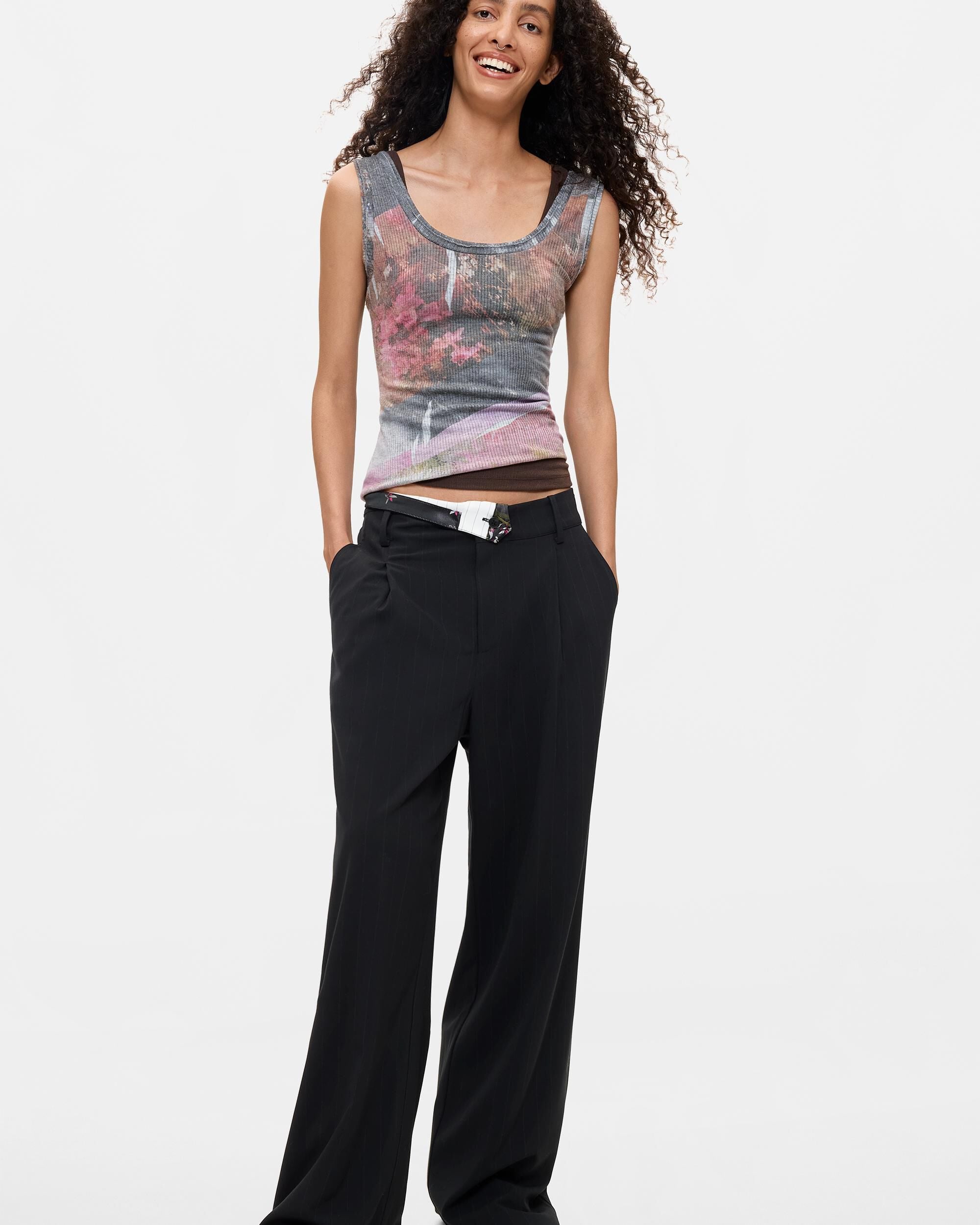Imagen 0 de Pantalón de mujer pierna ancha Negro