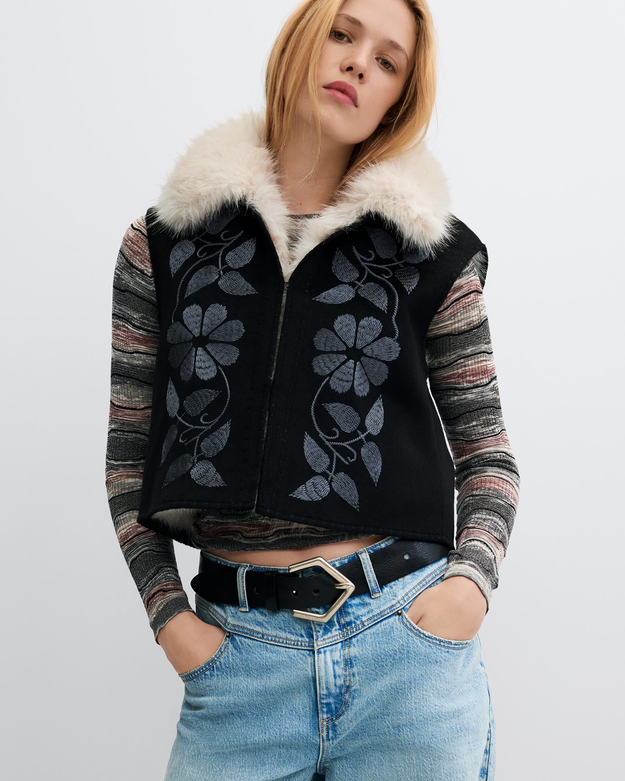 Chaleco de mujer pelo reversible - Desigual - Negro Negro-4