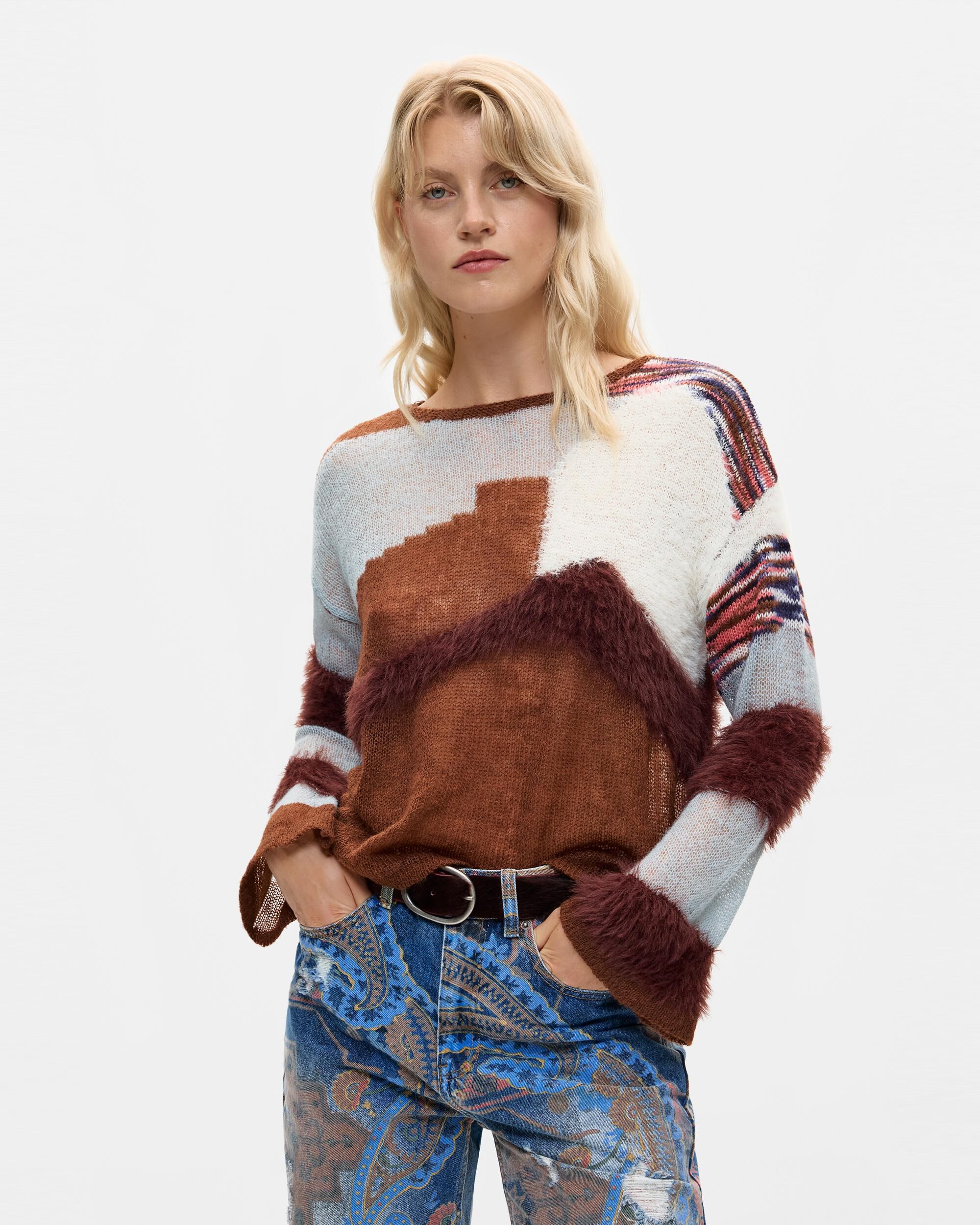 Imagen 0 de Jersey estampado crop Marrón