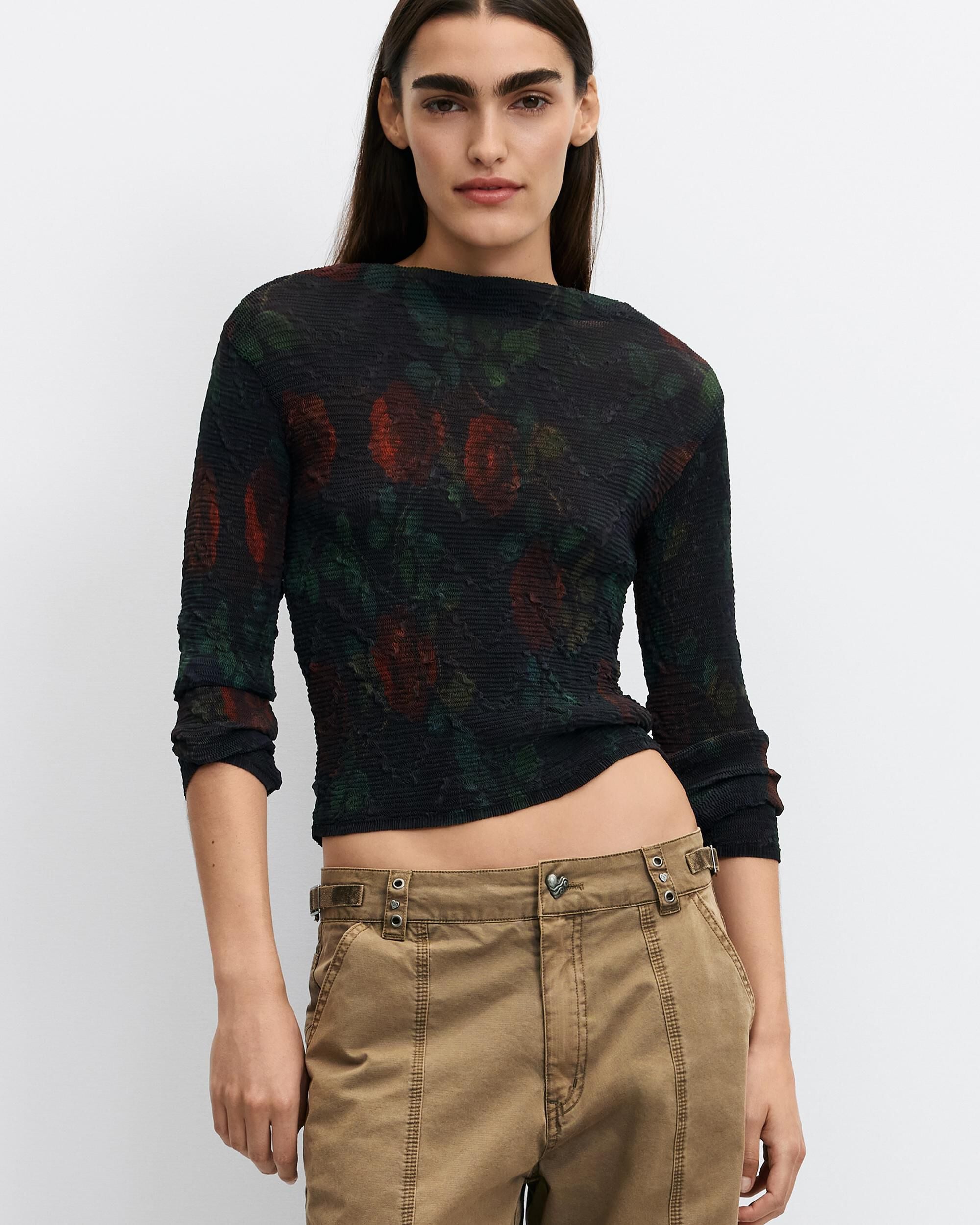 Imagen 1 de Blusa de mujer rosas negra - Desigual - Negro Negro