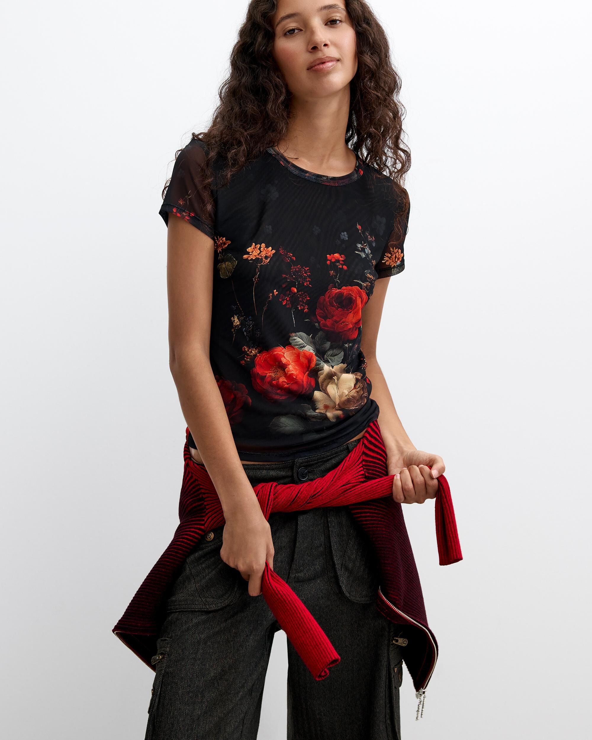Imagen 0 de Camiseta de mujer manga corta flores Negro