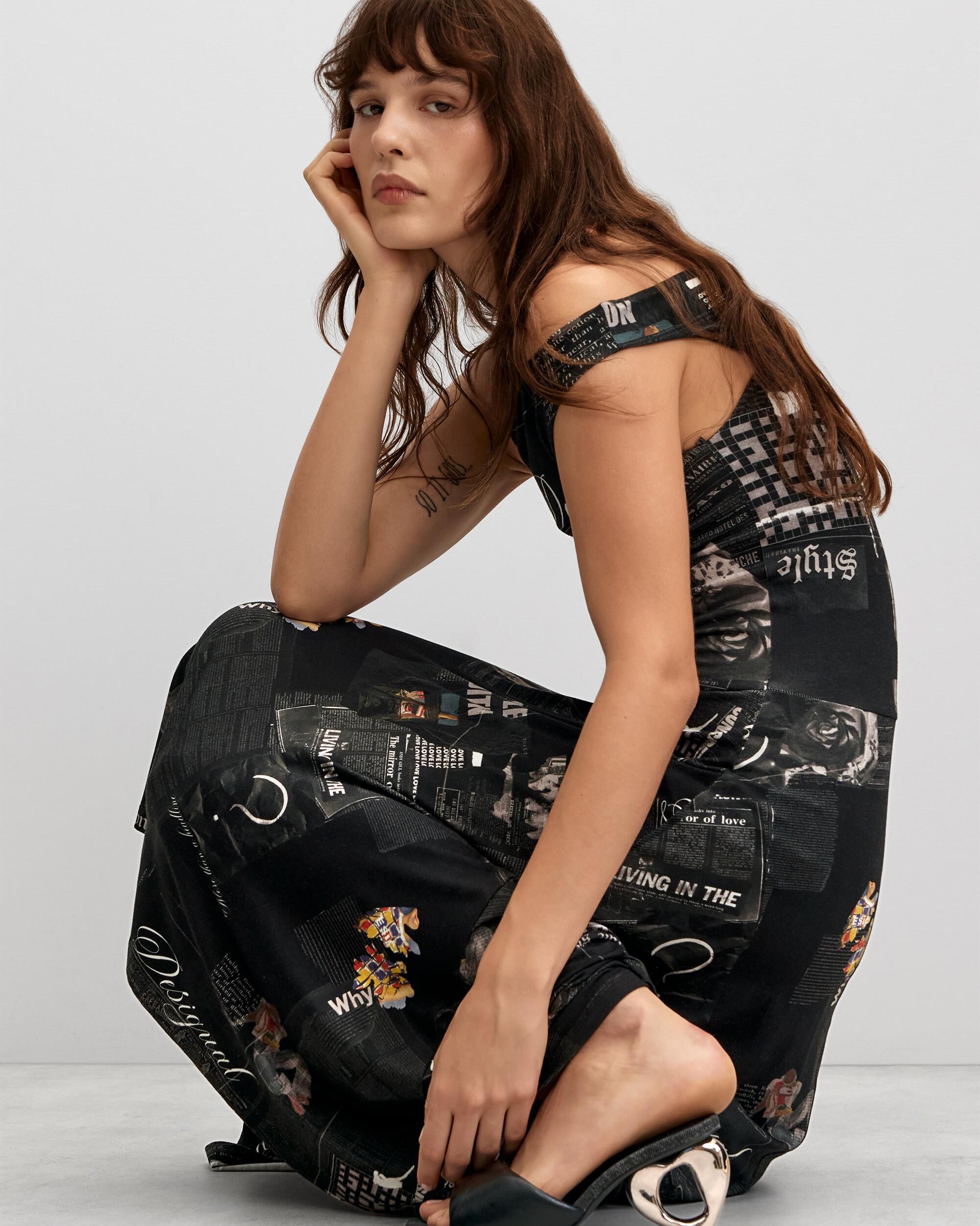 Vestido midi newspaper - Desigual - Negro Negro-4