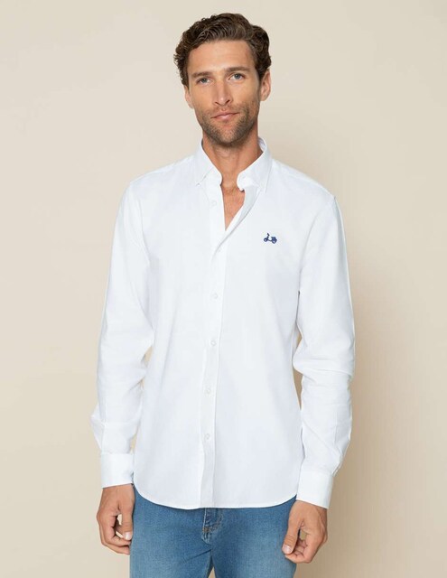 Imagen 0 de Camisa Oxford de hombre corte regular lisa