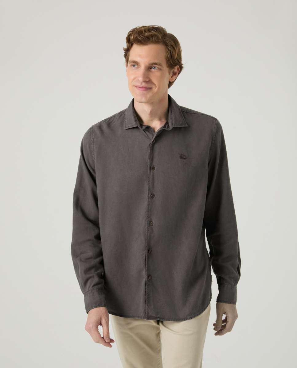 Imagen 1 de Camisa de hombre corte regular lisa Gris