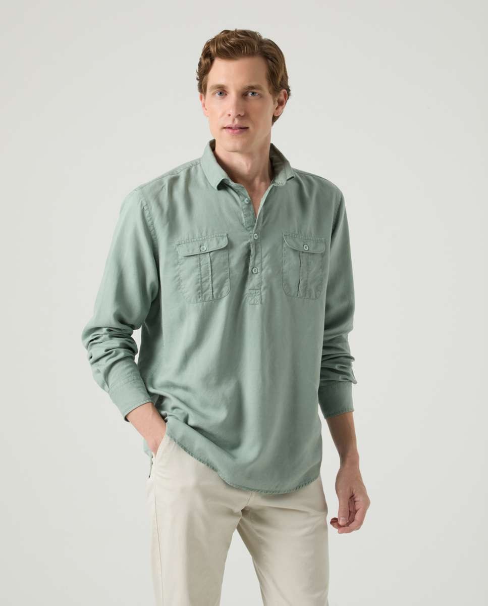 Scotta 1985 - Camisa de hombre corte regular lisa verde khaki.