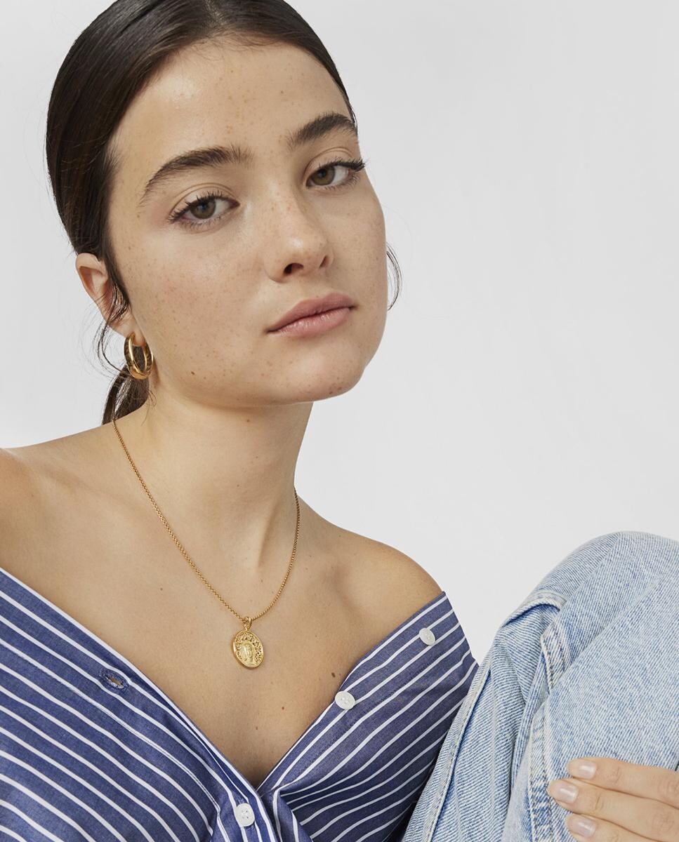 Medalla pequeña Tamara Falcó X Tous bañado en oro de 18 kt sobre