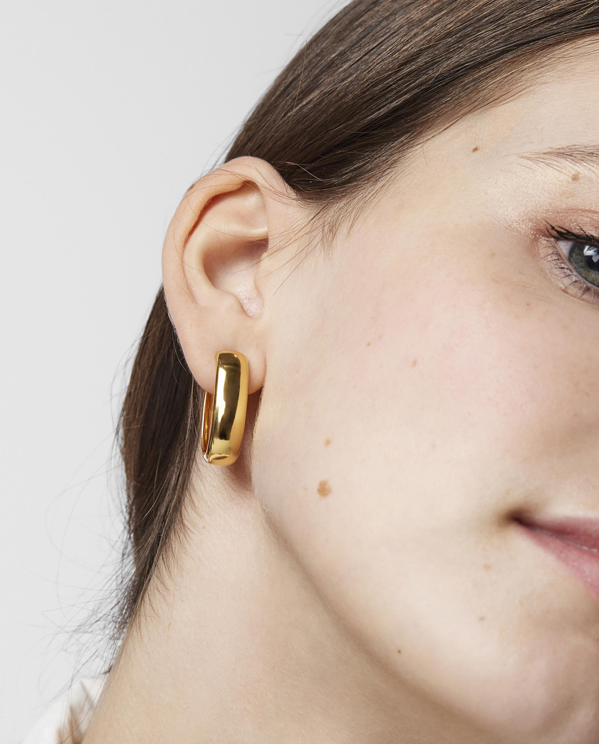 Brincos de Argola Basics Oval Banhados a Ouro 18 Kt em Prata Dourado-4