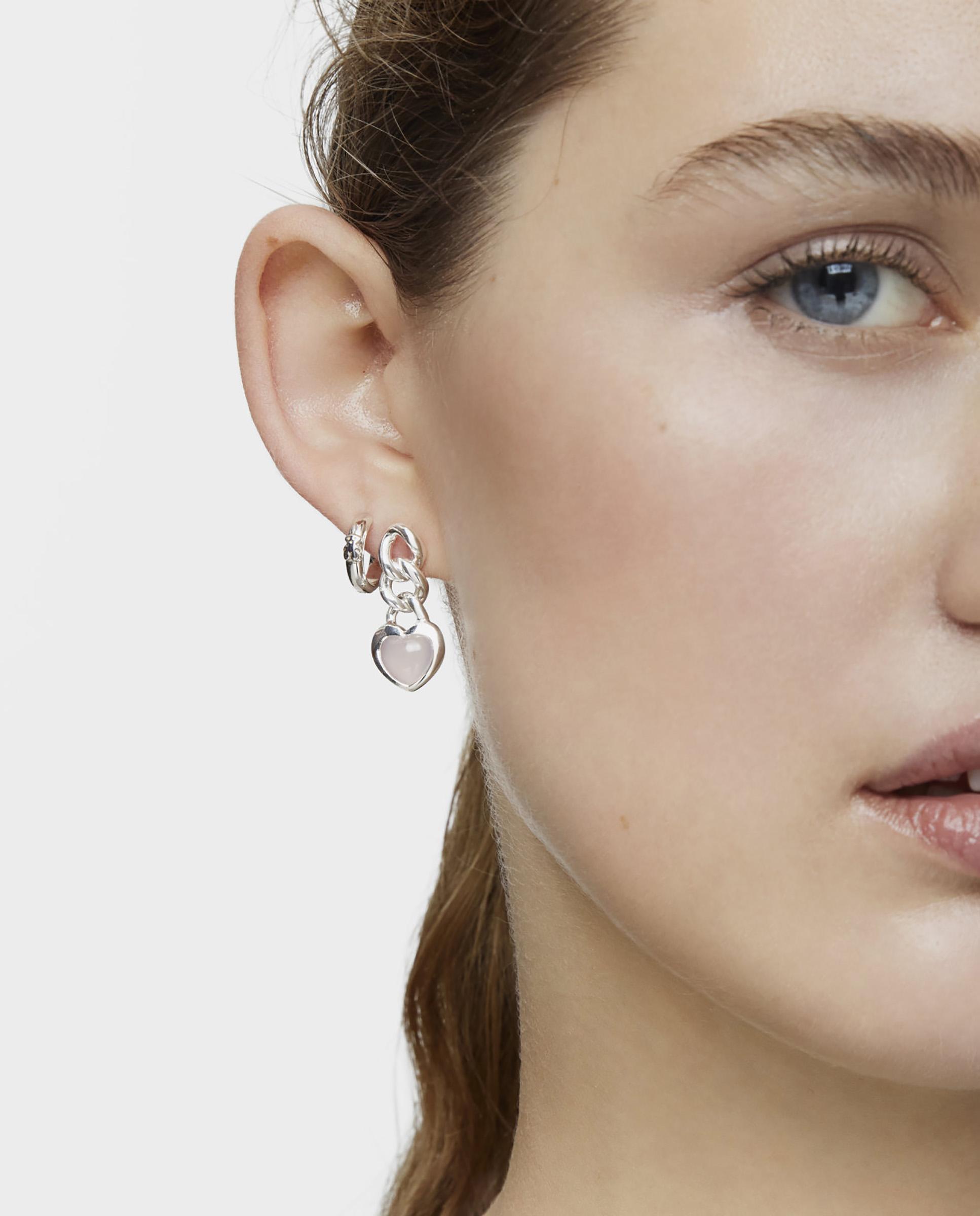 Pendientes bold motif cortos de corazón en plata y calcedonia Rosa Tous Rosa-5