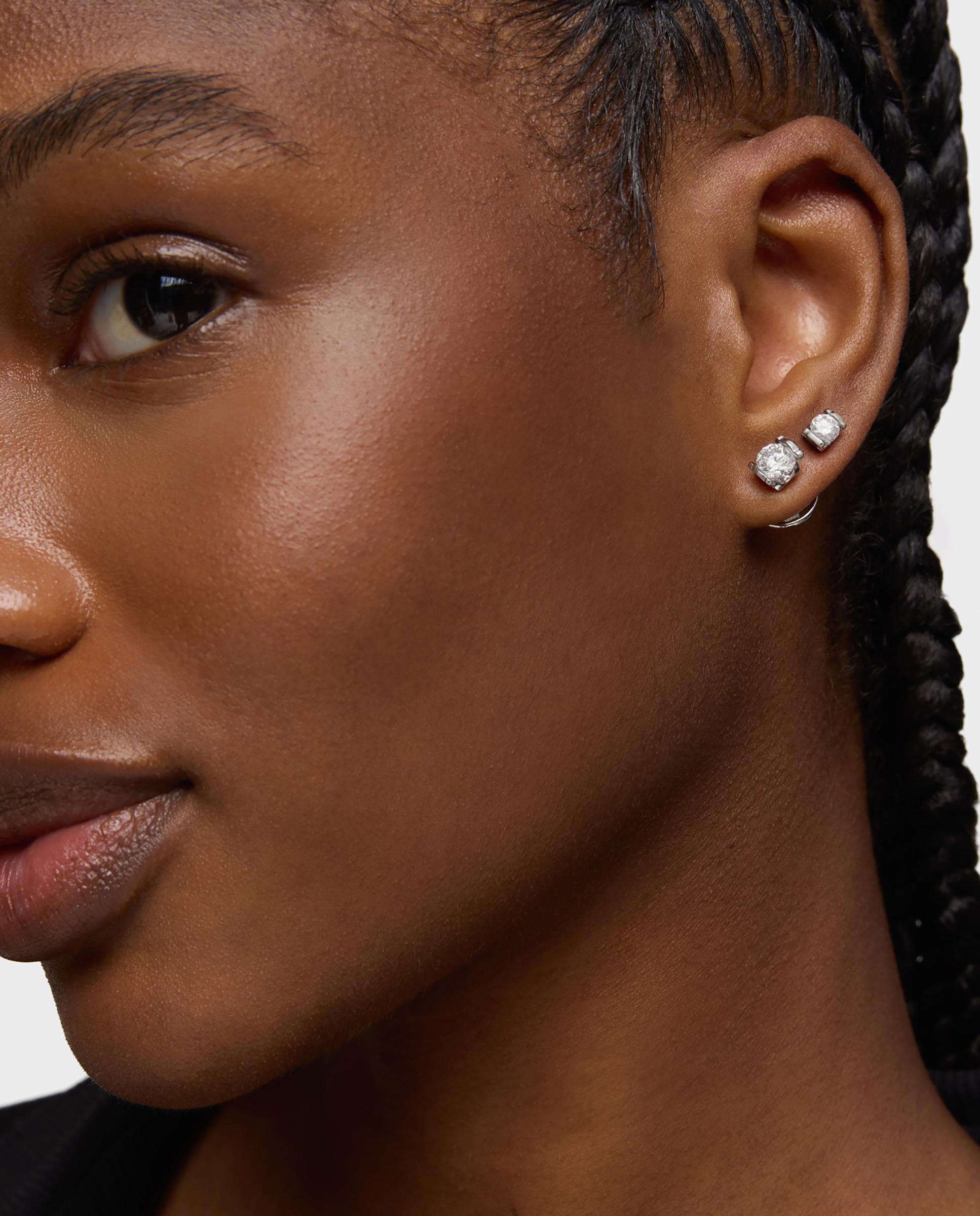 Pendientes sweet diamonds lgd cortos de platino con diamantes creados en laboratorio 0,50 ct - Tous - Blanco Blanco-4