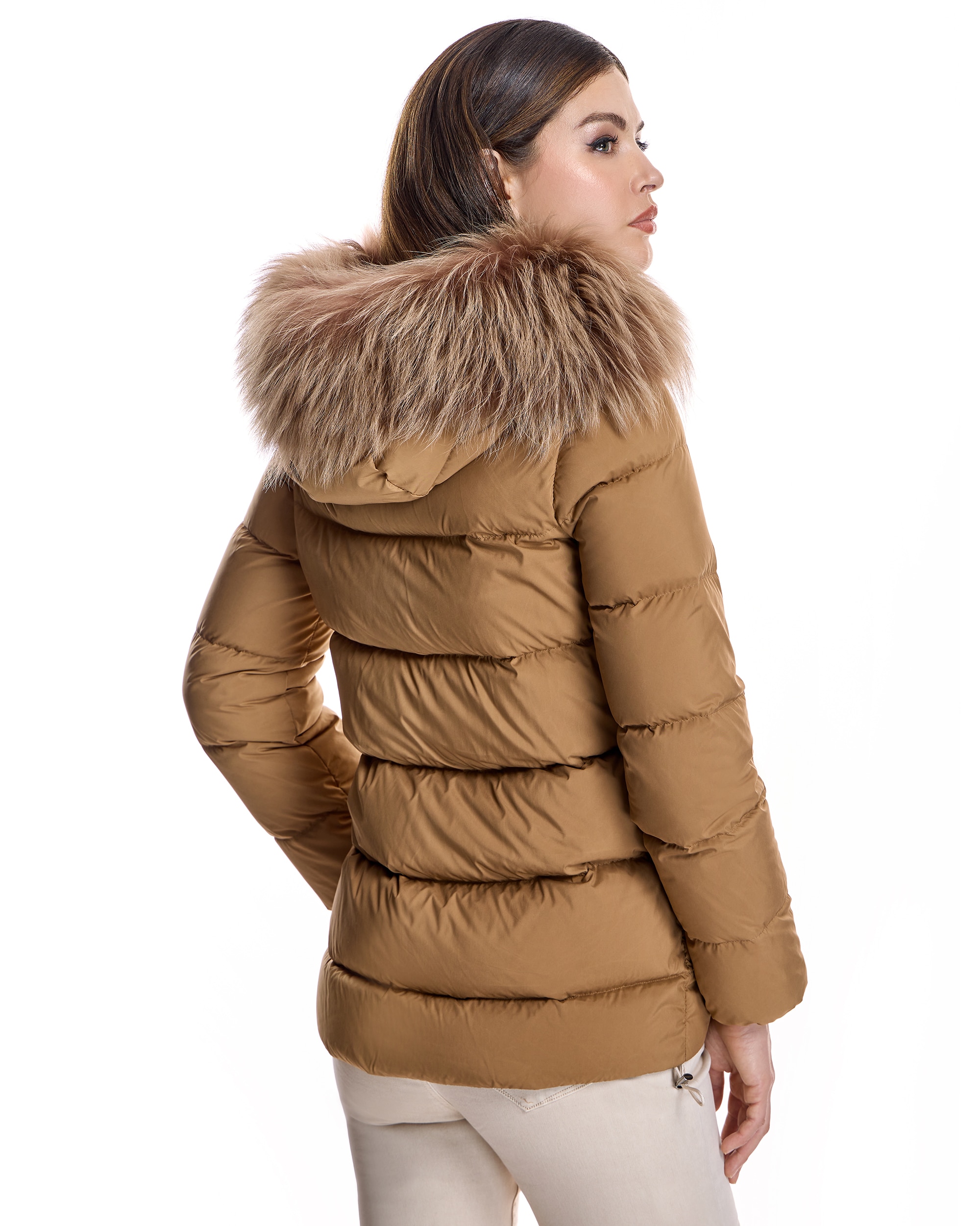 Plumífero de mujer con capucha ribeteada de raccoon - Maximilian - Camel Camel-3