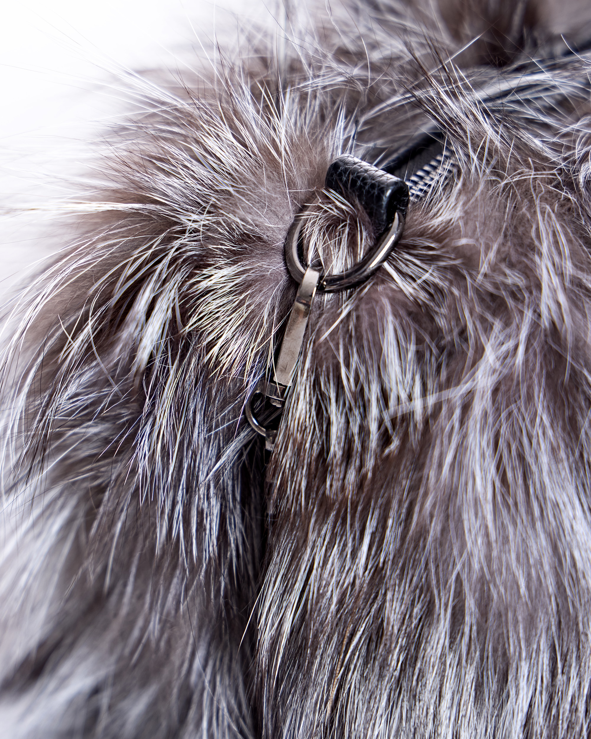 Bolso de fiesta de pelo de zorro, en color natural - Maximilian - Gris Gris-2